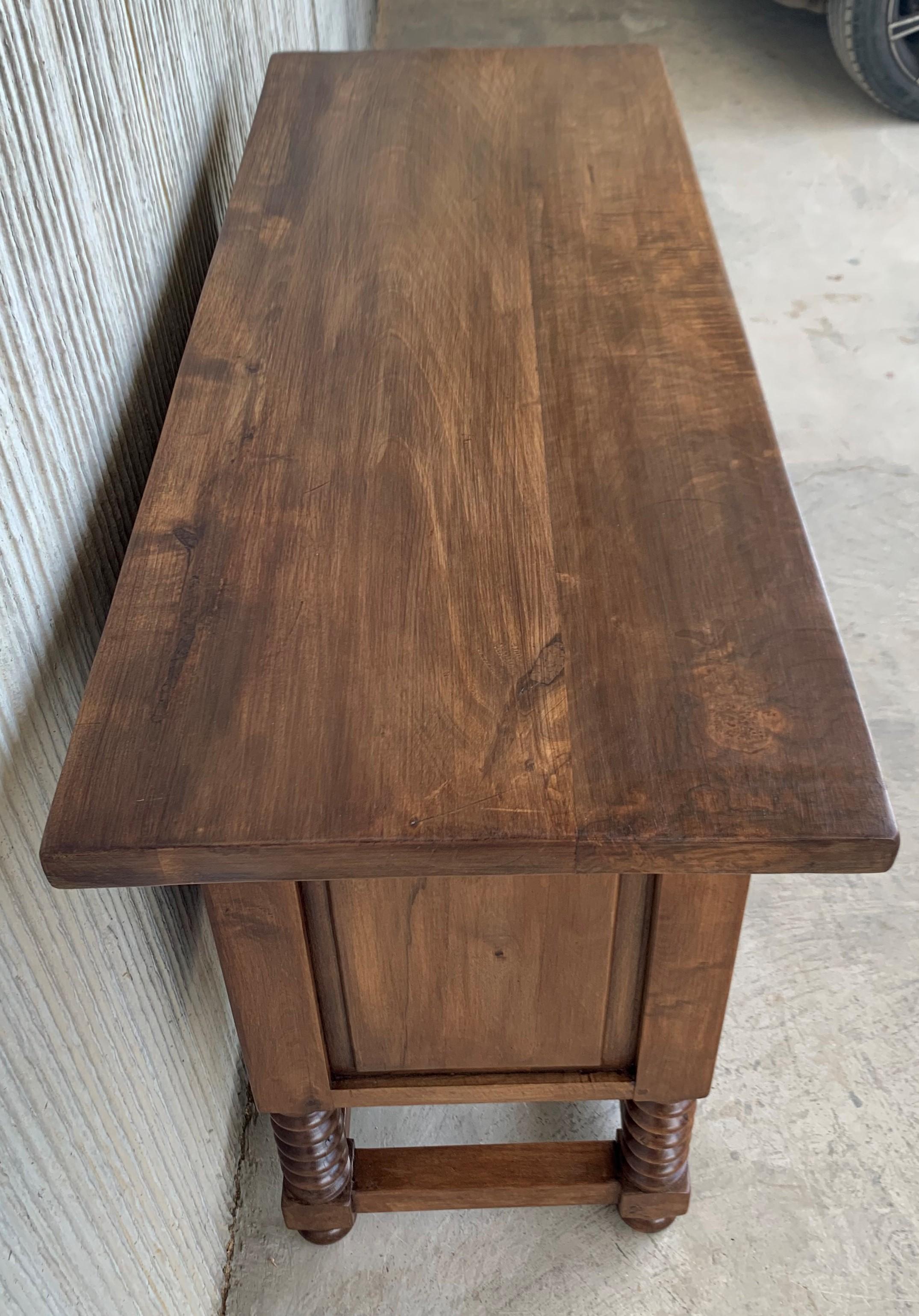 Hand-Carved 19th Century Catalan Spanish Carved Walnut Console Sofa Table, Three Drawers