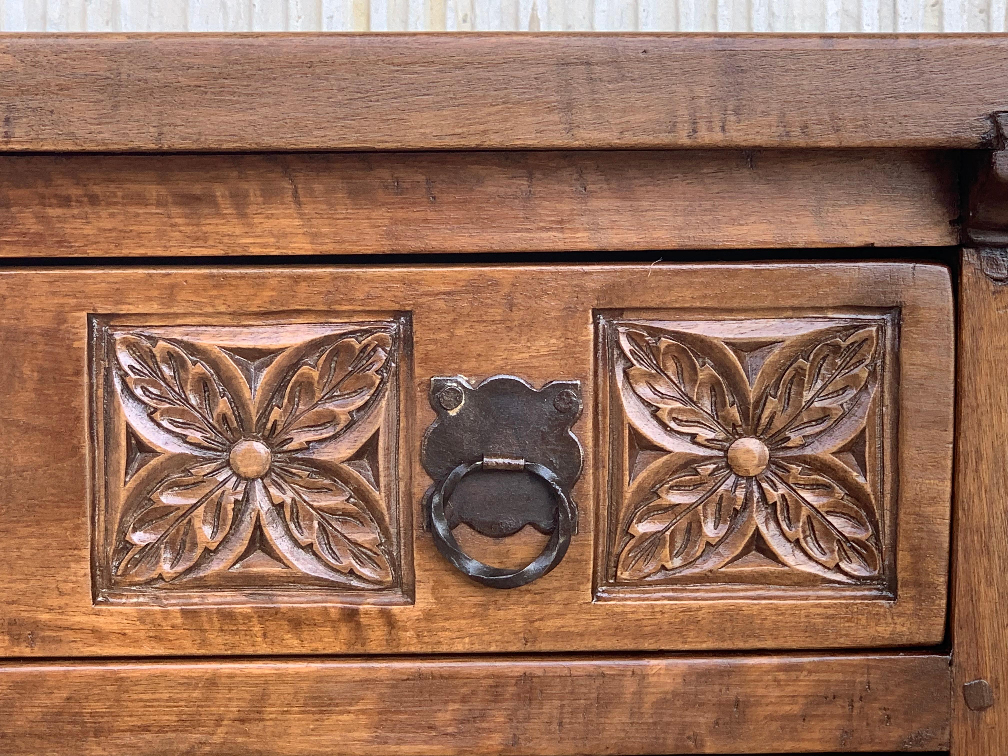 Baroque Revival 19th Century Catalan Spanish Carved Walnut Console Sofa Table, Three Drawers