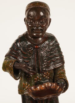 Chinesische Export-Papiermaché-Figur des 19. Jahrhunderts, kaiserlicher Servant mit Kartentablett