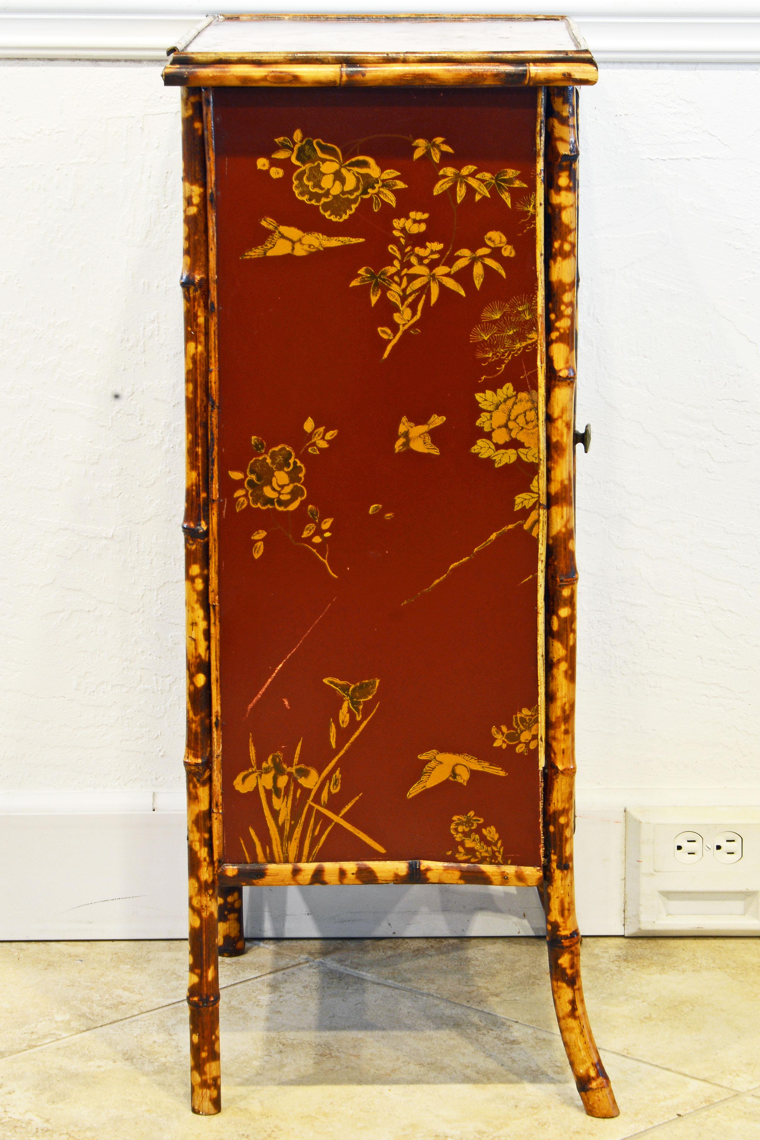 19th Century English Bamboo and Red Lacquer Chinoiserie Gilt Decorated Cabinet 4