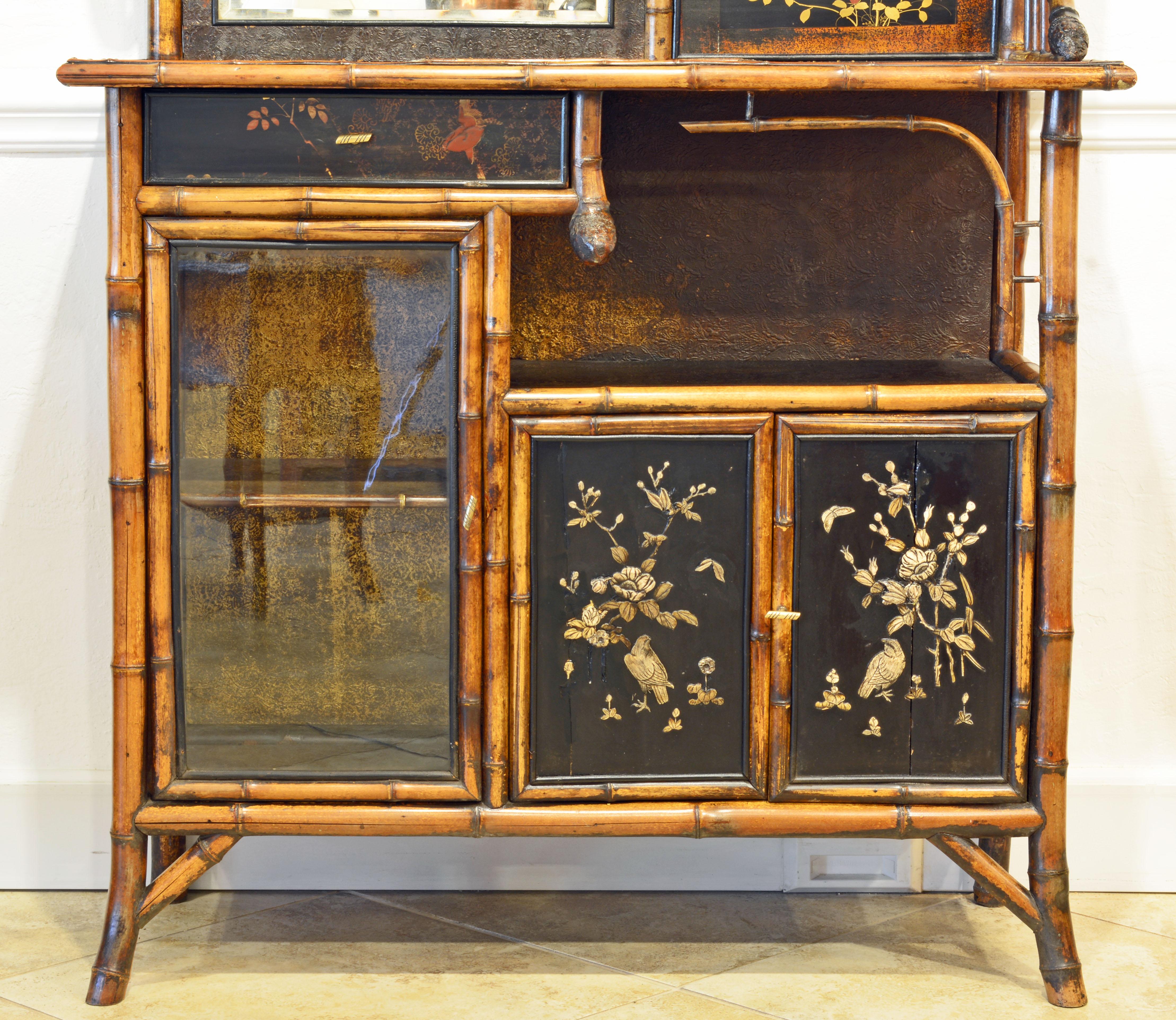 Chinoiserie English Burnished Bamboo and Japanned Lacquer Étagère Display Cabinet