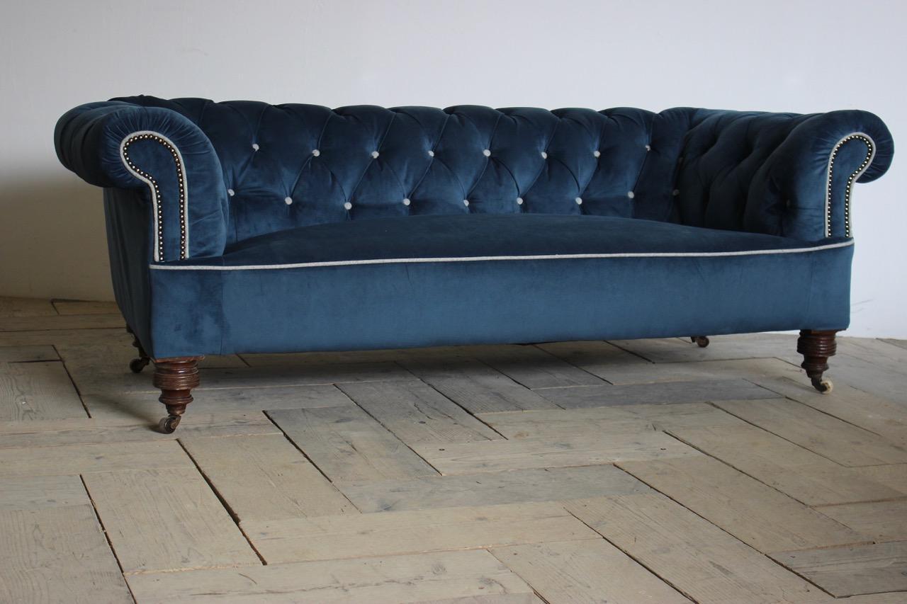 19th Century English Chesterfield Reupholstered by US in Velvet 7