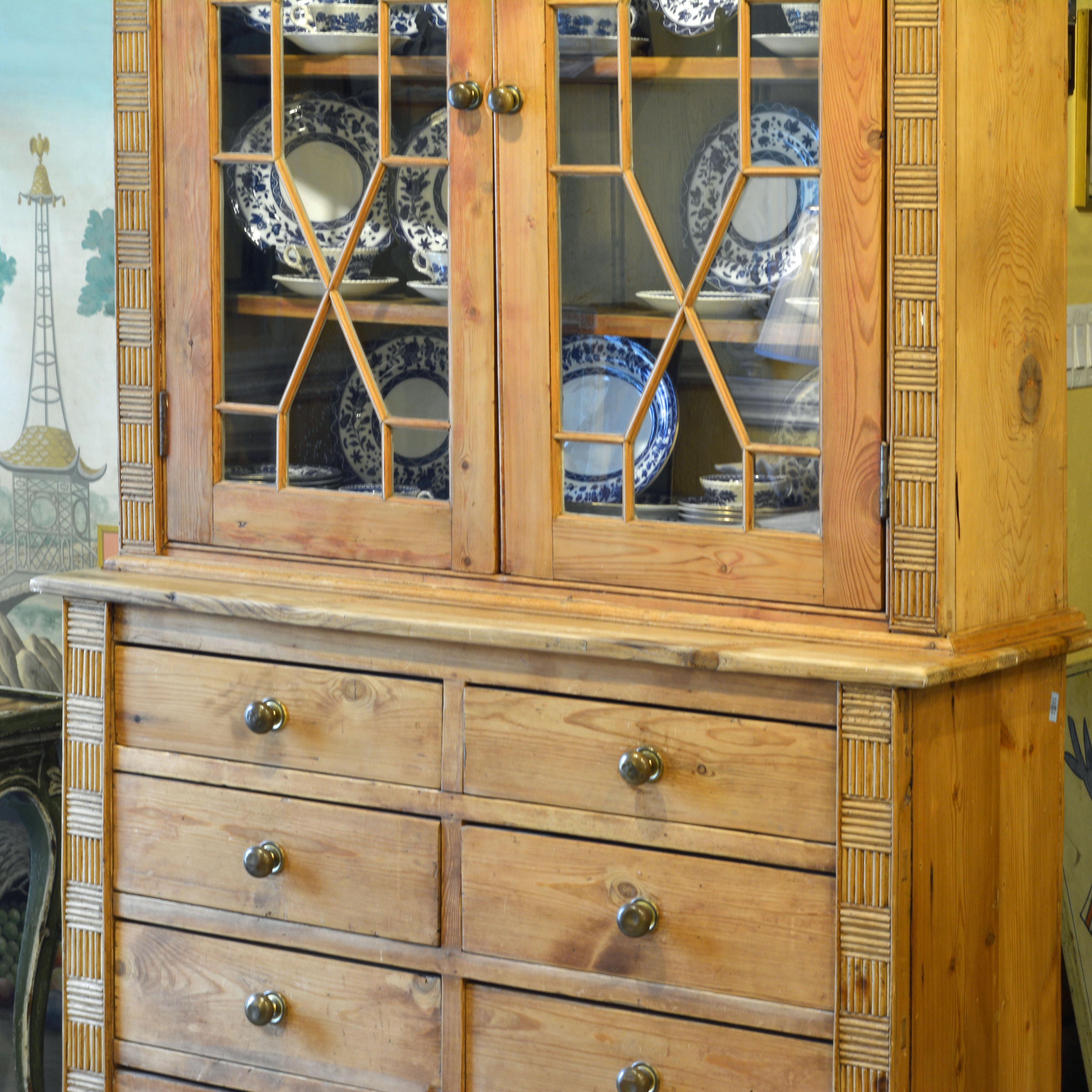 English Country Style Two-Part Step Back Pine Cupboard with Glass Doors In Good Condition In Ft. Lauderdale, FL