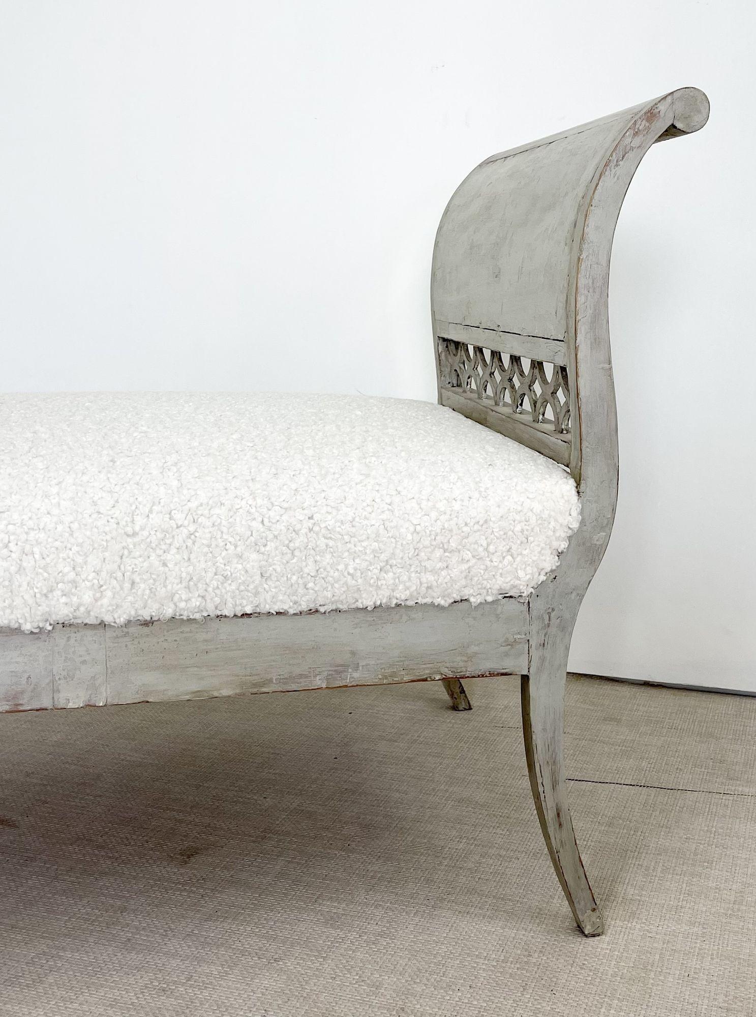 19th Cent Gustavian Daybed, Chaise, Swedish Paint Distressed, Sheepskin, Sweden 4