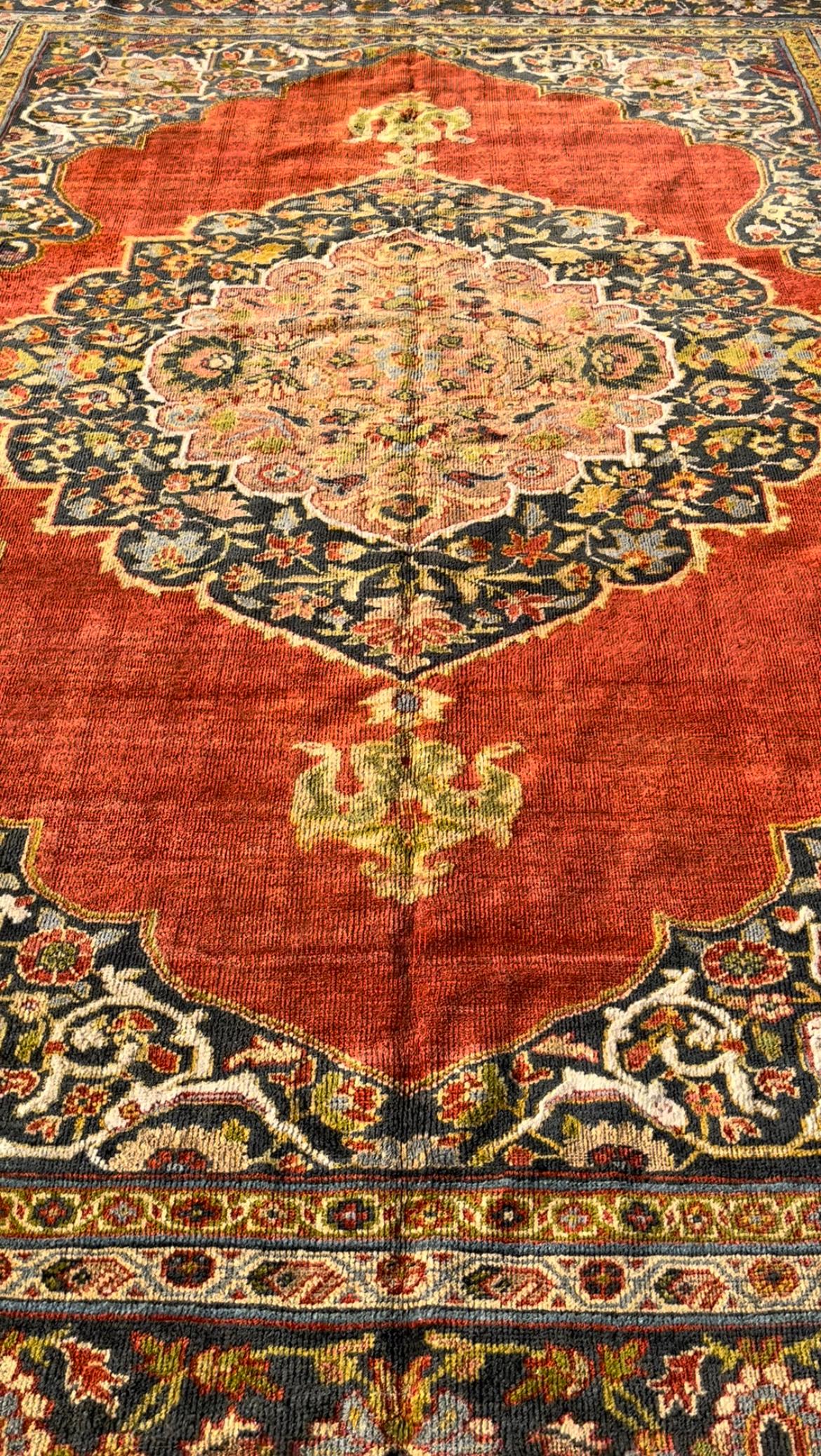 Late 19th Century 19th Cent. Persian Sultanabad Handmade Wool Rug with Striking Vegetable Dyes For Sale