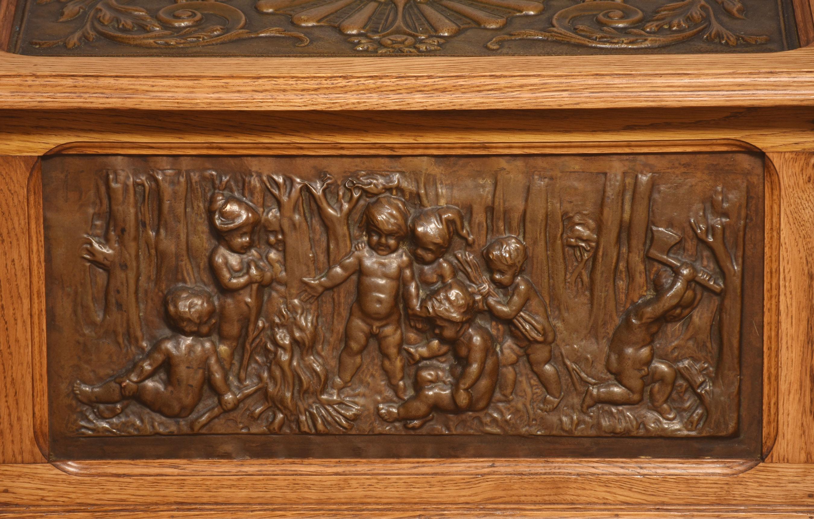 19th Centry embosed copper slipper box For Sale 3