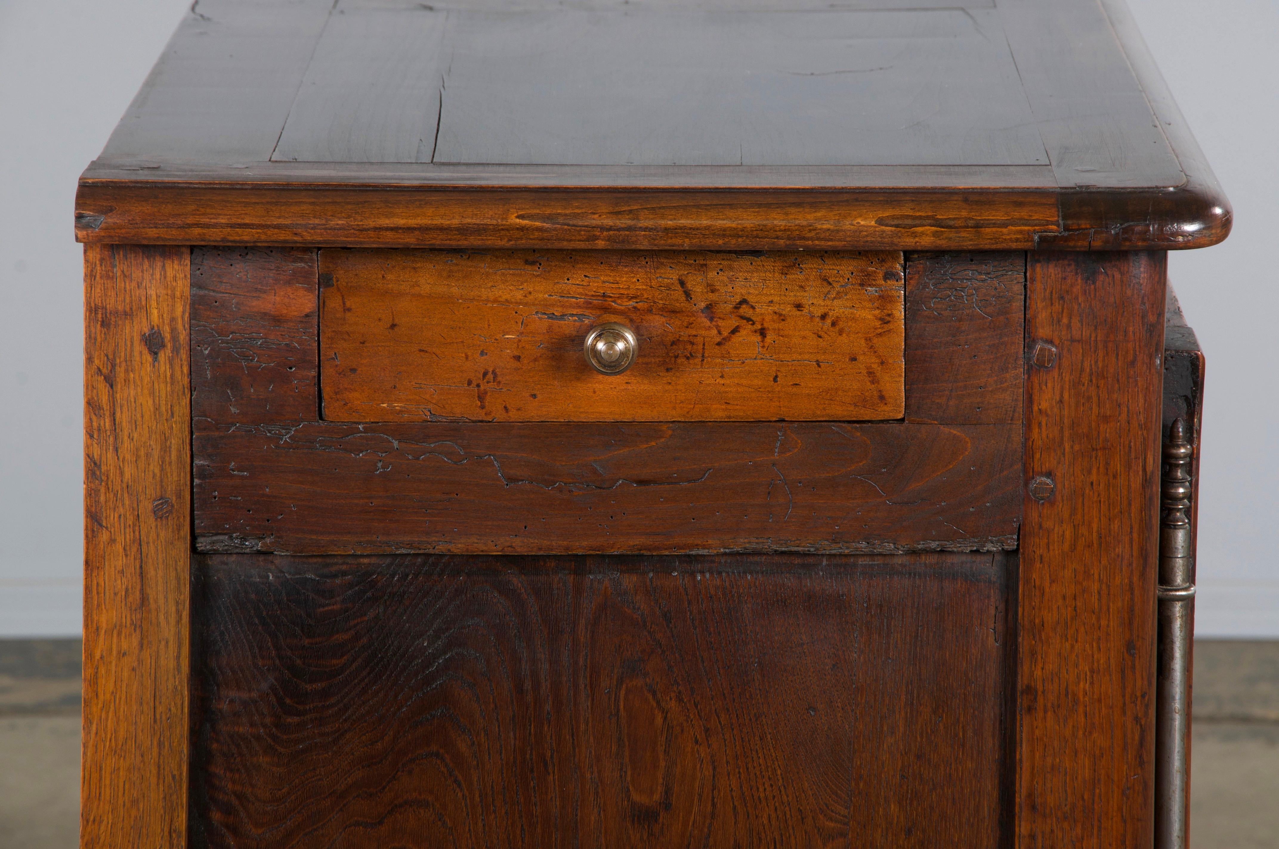 Credenza in legno di Oak Oak del XIX secolo, stile Luigi XV, francese e di campagna in vendita 10