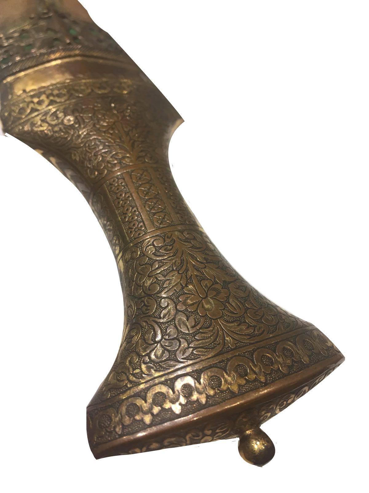Indian 19th Century, Hindu/Persian Dagger, Made from Steel and Bronze For Sale