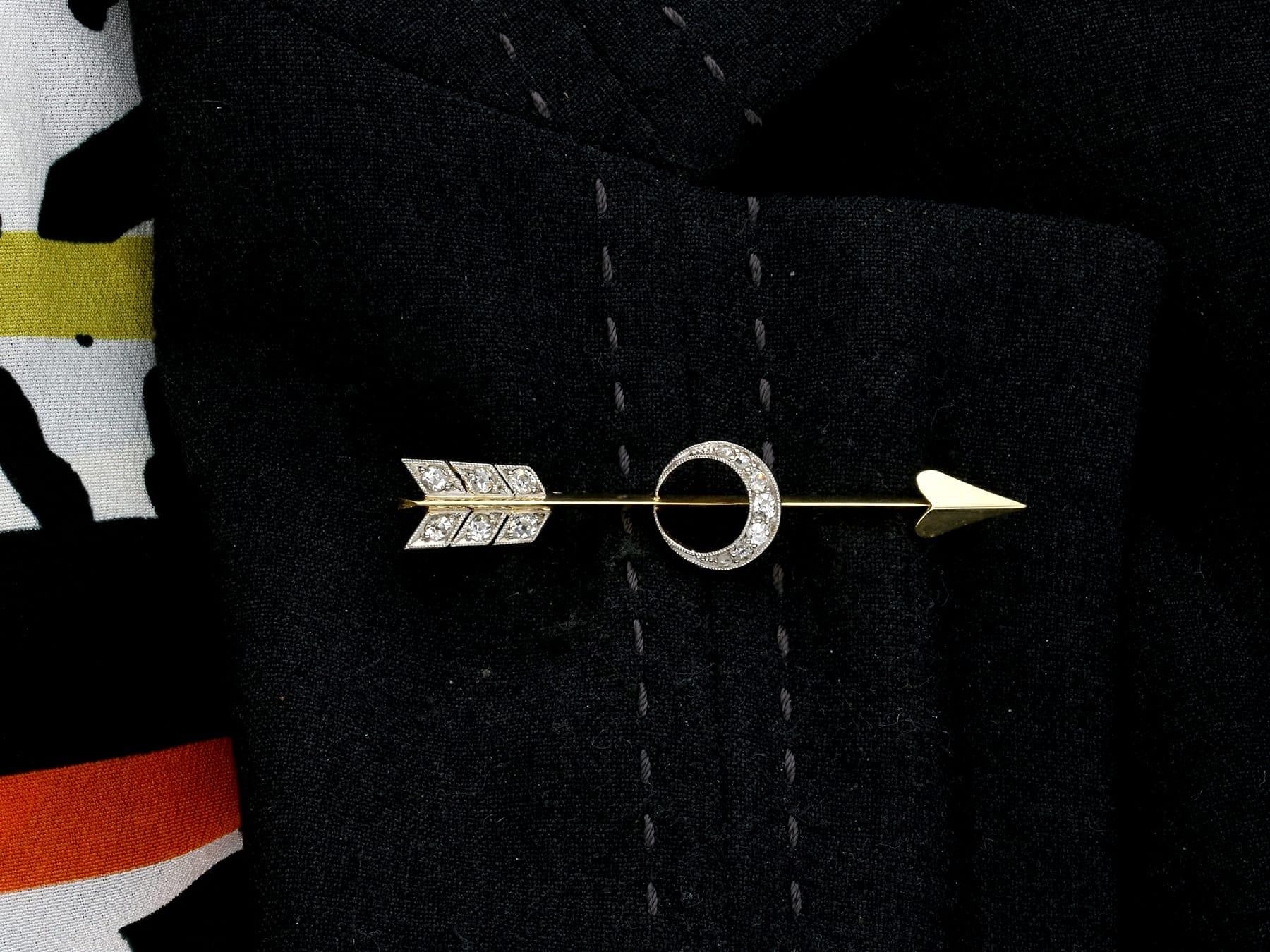 19th Century 0.29 Carat Diamond and 15K Yellow Gold Arrow Brooch  For Sale 3