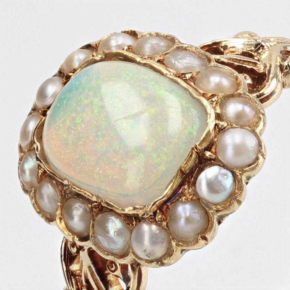 19th Century 0.79 Carat Opal Natural Pearls 18 Karat Yellow Gold Ring In Good Condition For Sale In Poitiers, FR