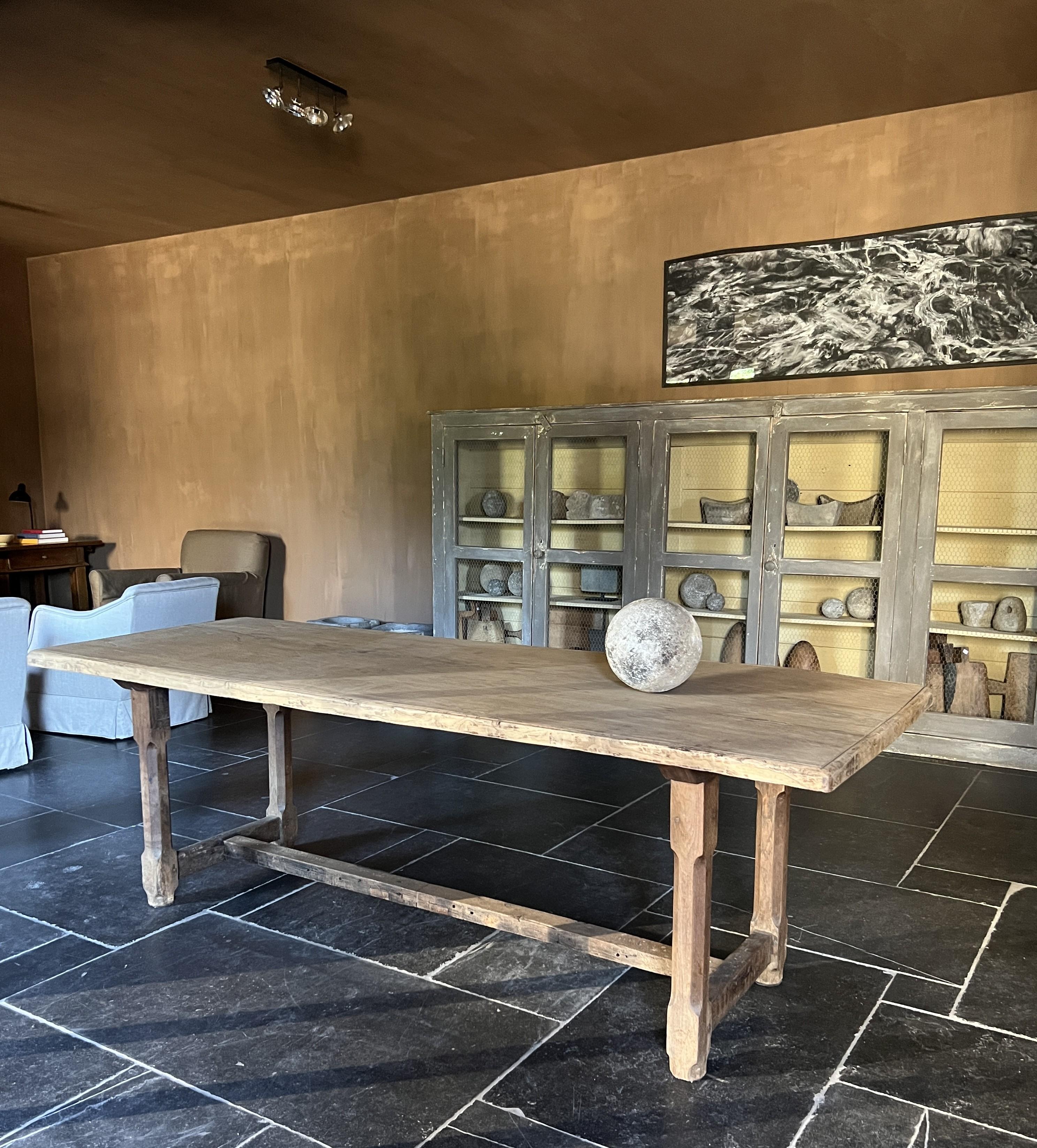 Country Table de réfectoire de ferme du 19e siècle à 1 plateau en dalles en vente