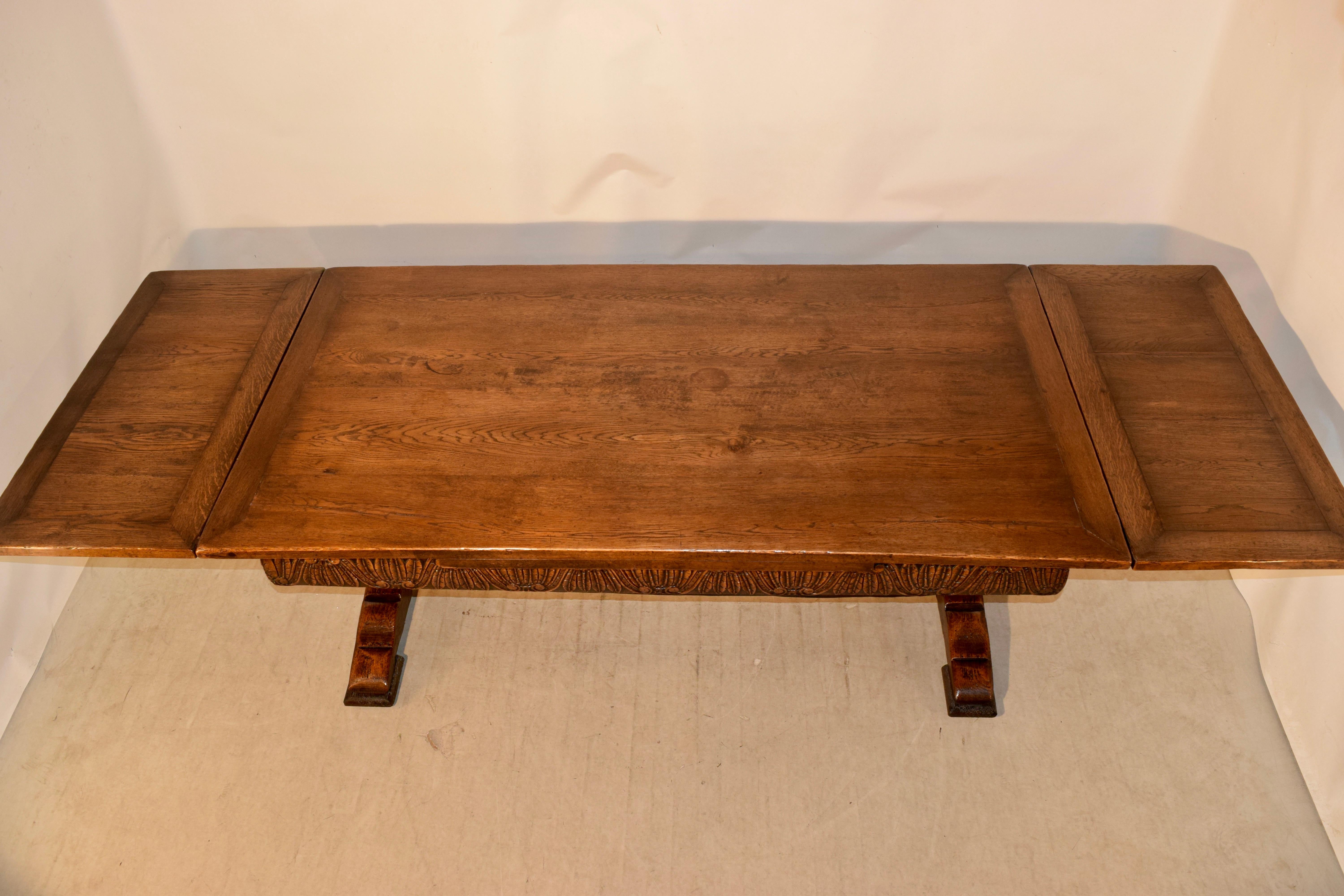 19th Century English Oak Draw Leaf Table 1