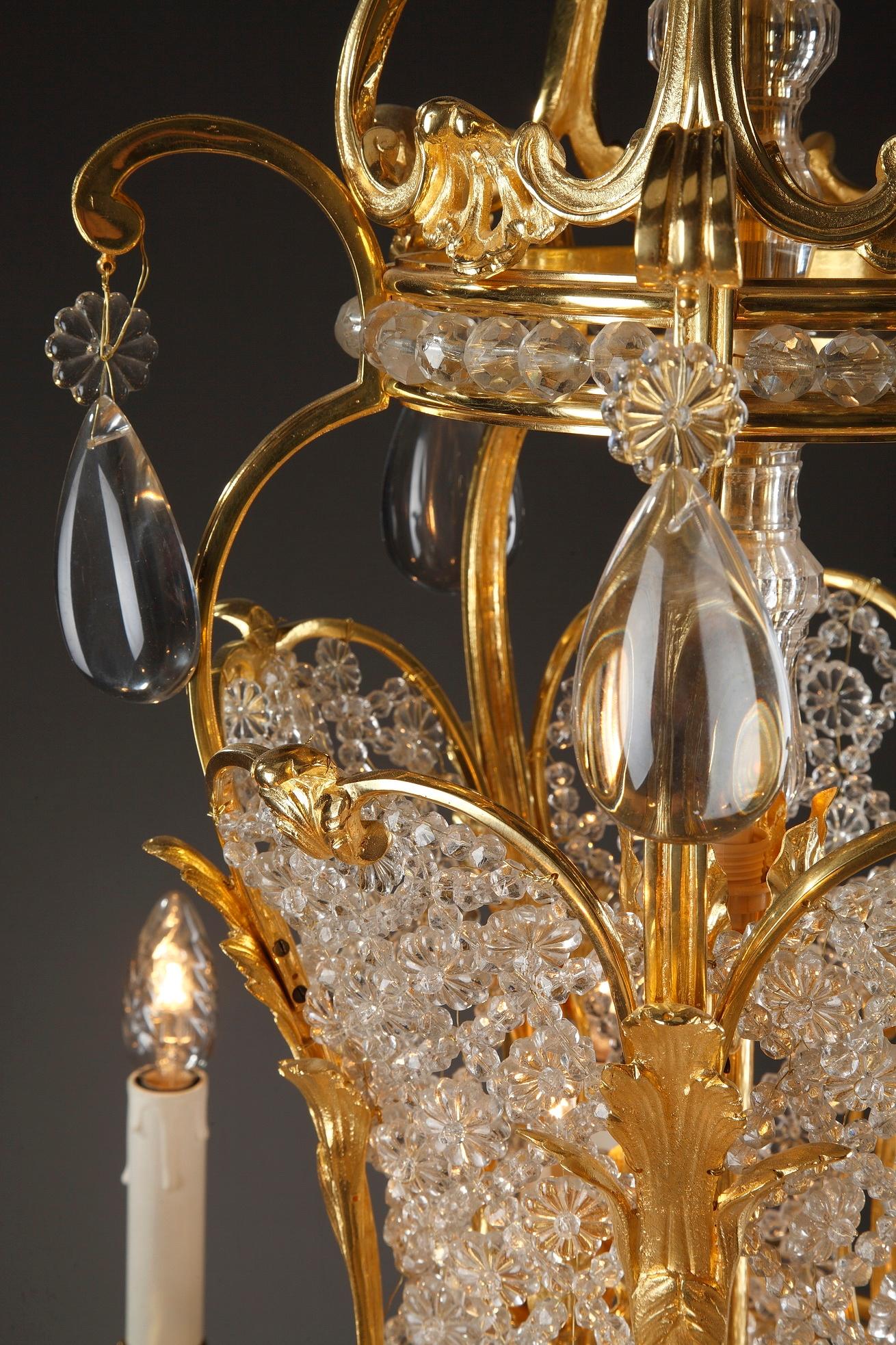 Lampadario a forma di cesto in Ormolu e cristallo del XIX secolo a 10 luci in vendita 7