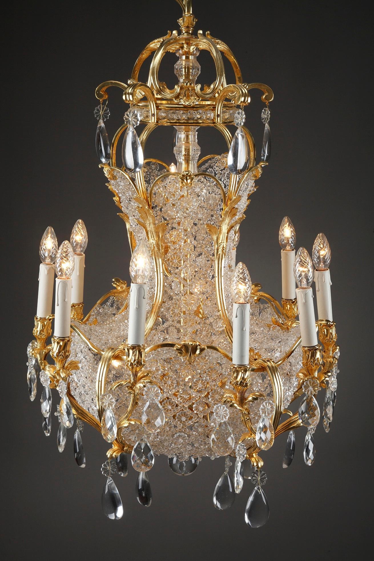 Napoleone III Lampadario a forma di cesto in Ormolu e cristallo del XIX secolo a 10 luci in vendita