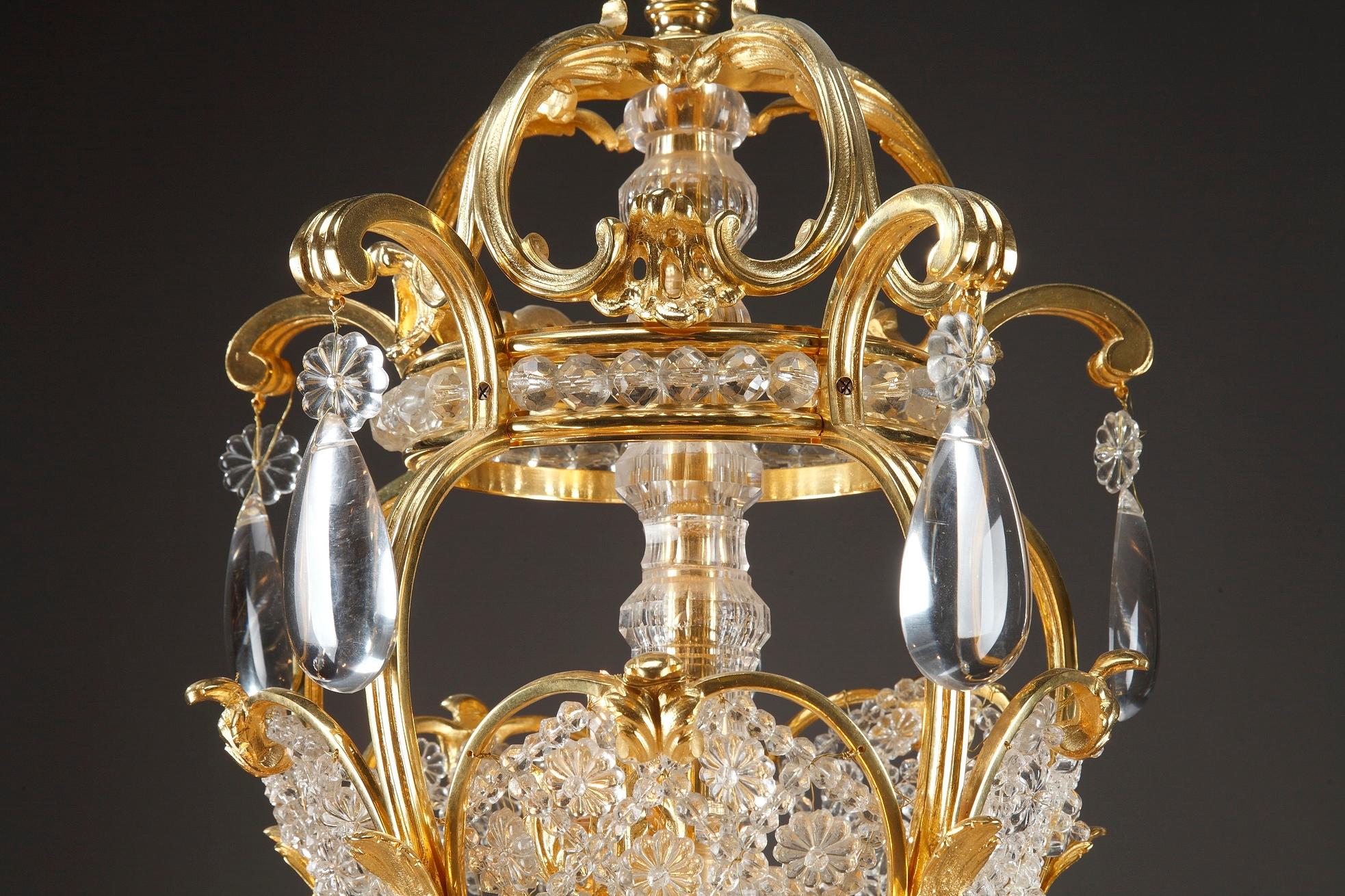 Dorato Lampadario a forma di cesto in Ormolu e cristallo del XIX secolo a 10 luci in vendita