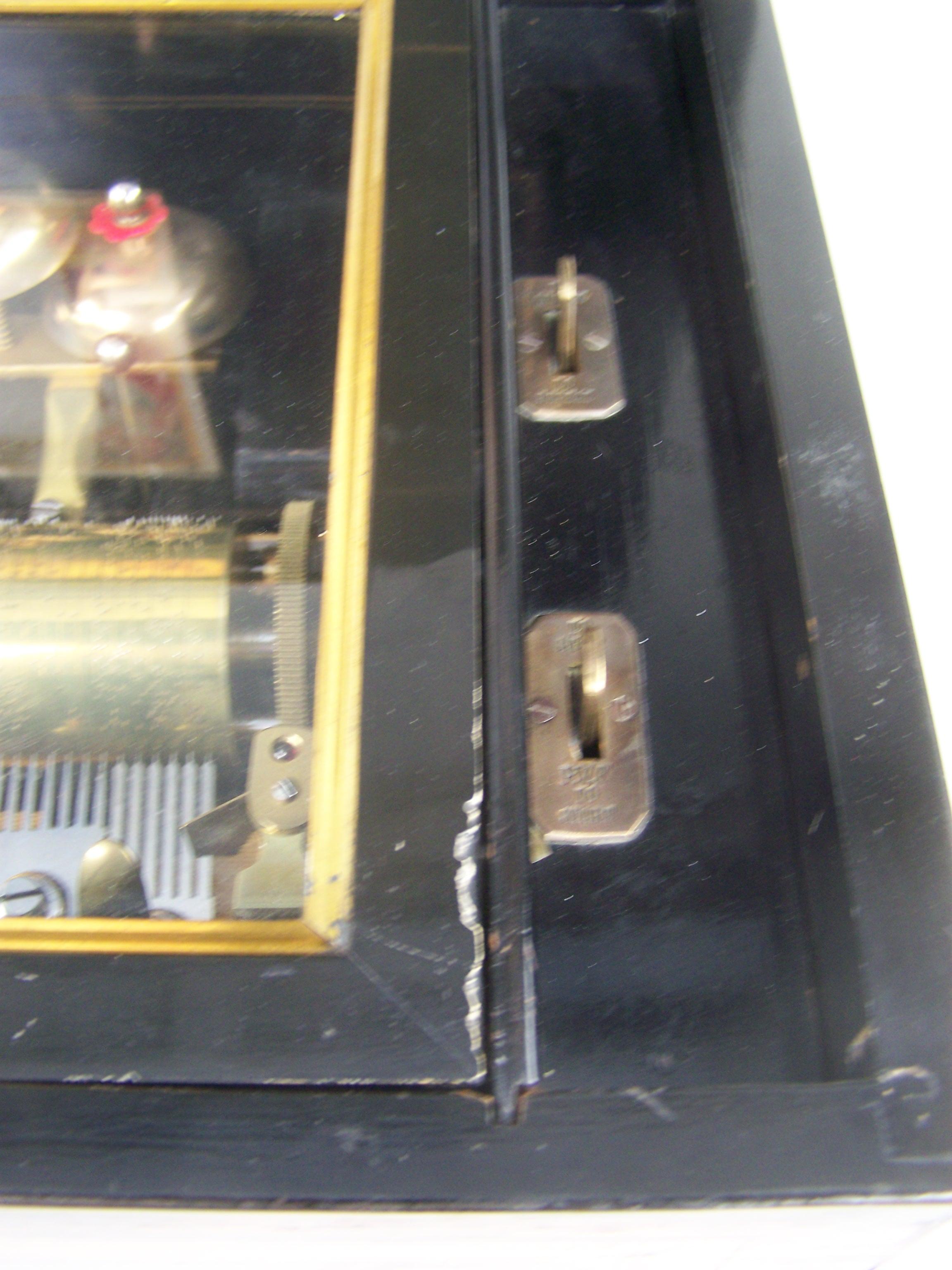 19th century 10 tune music box with 6 bells by Paillard 4