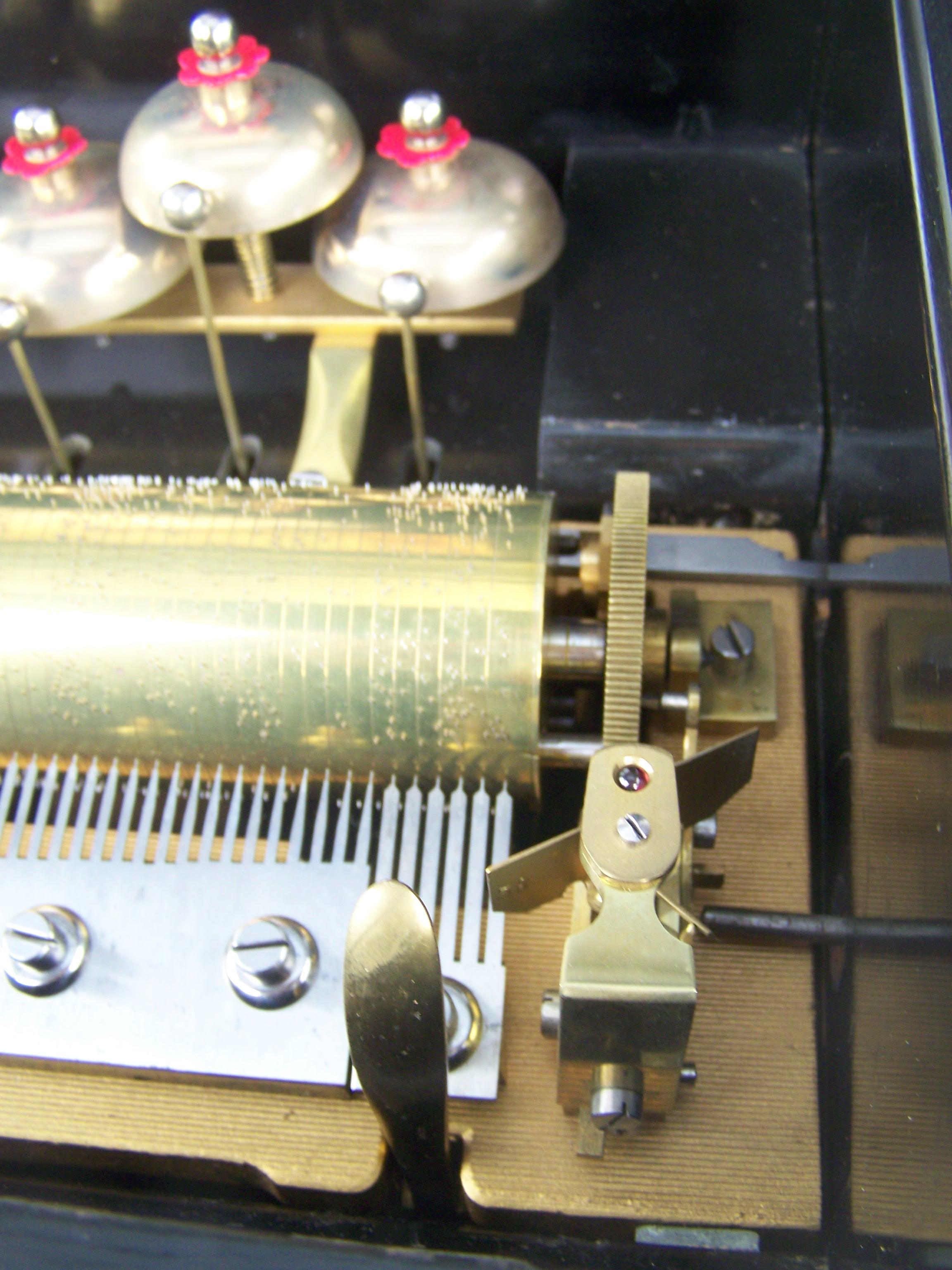 19th century 10 tune music box with 6 bells by Paillard 6