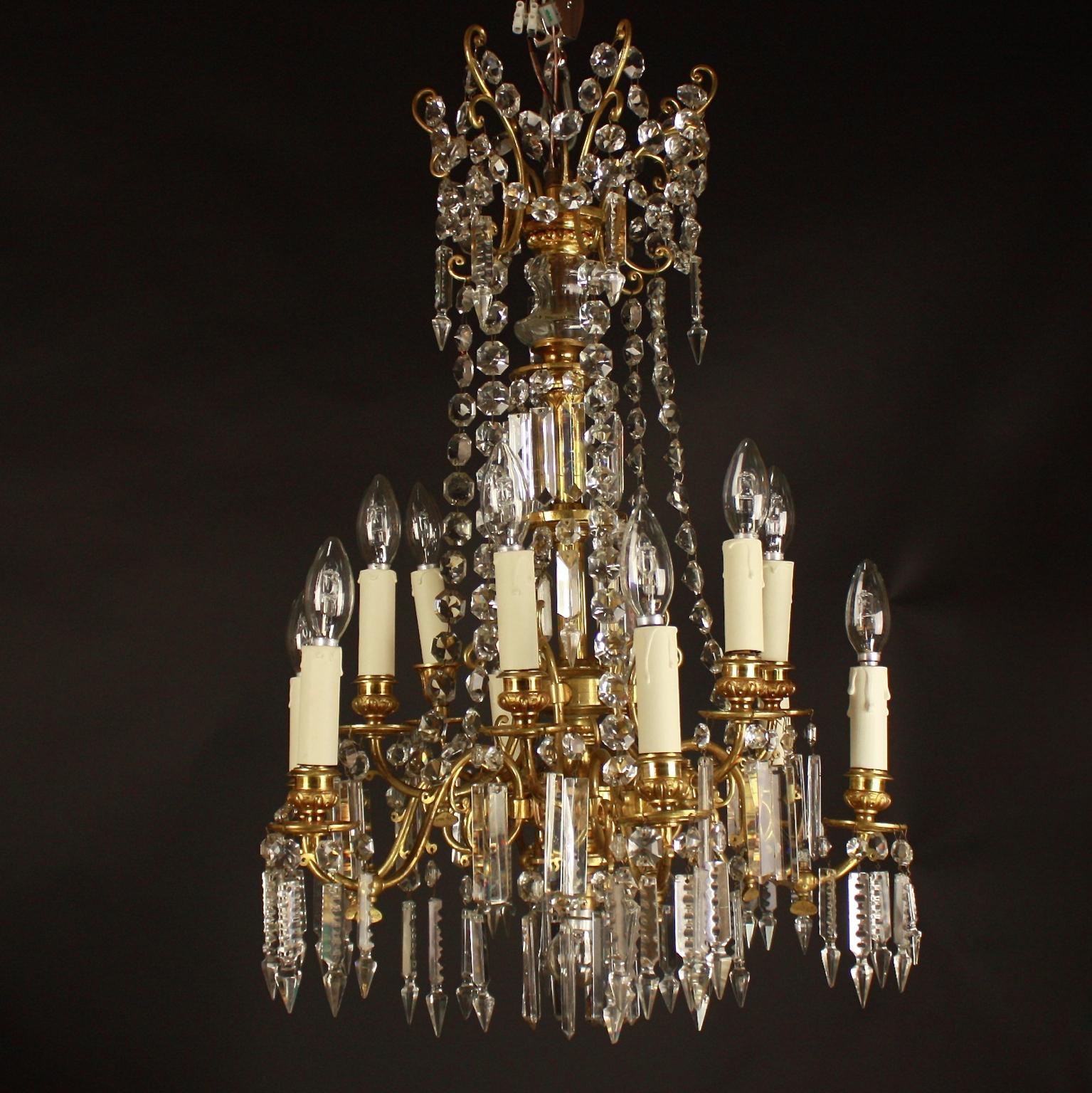 19th Century French Louis XVI Style 12-Light Gilt Bronze Cut Crystal Chandelier  In Good Condition In Berlin, DE