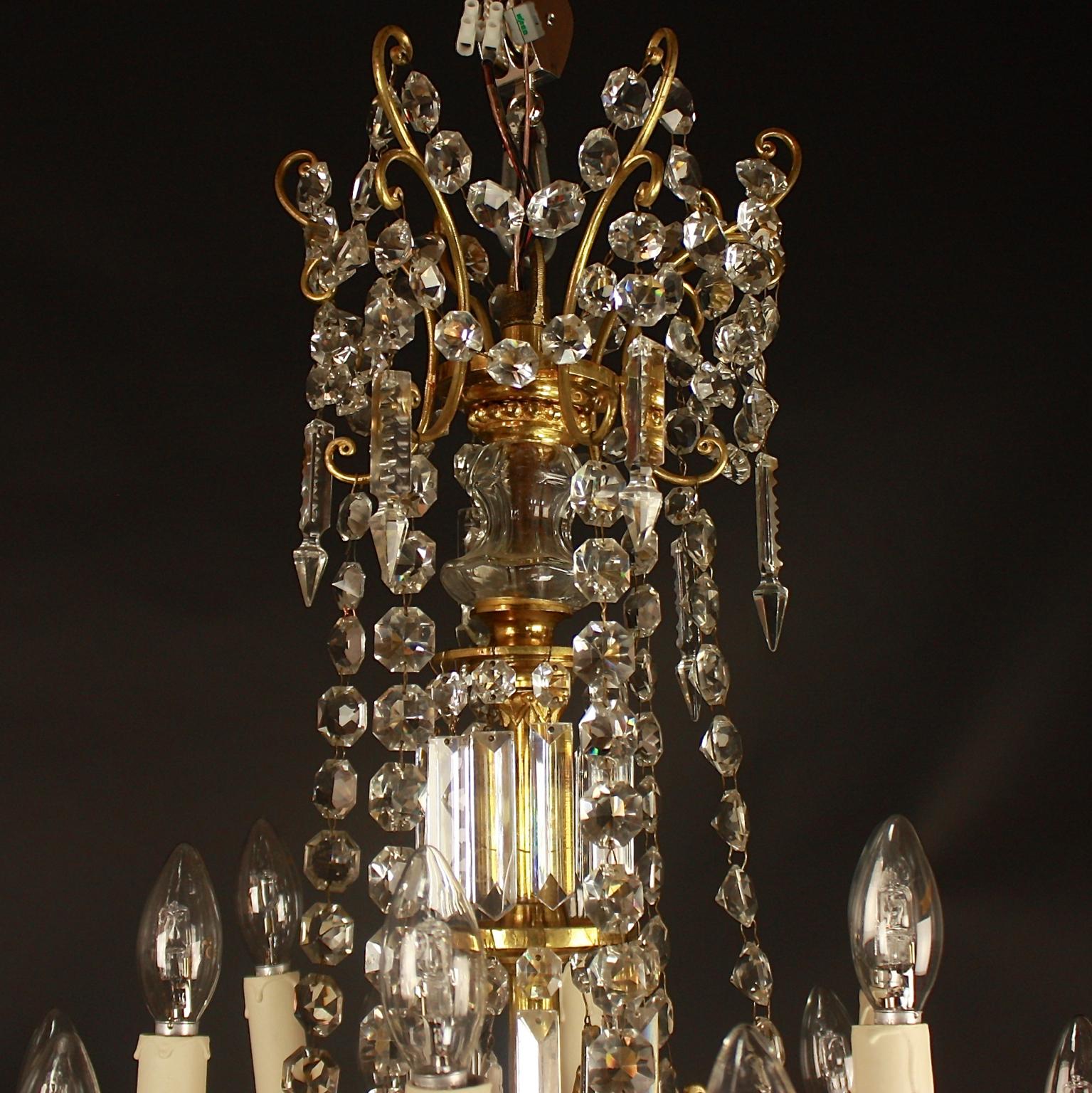19th Century French Louis XVI Style 12-Light Gilt Bronze Cut Crystal Chandelier  1