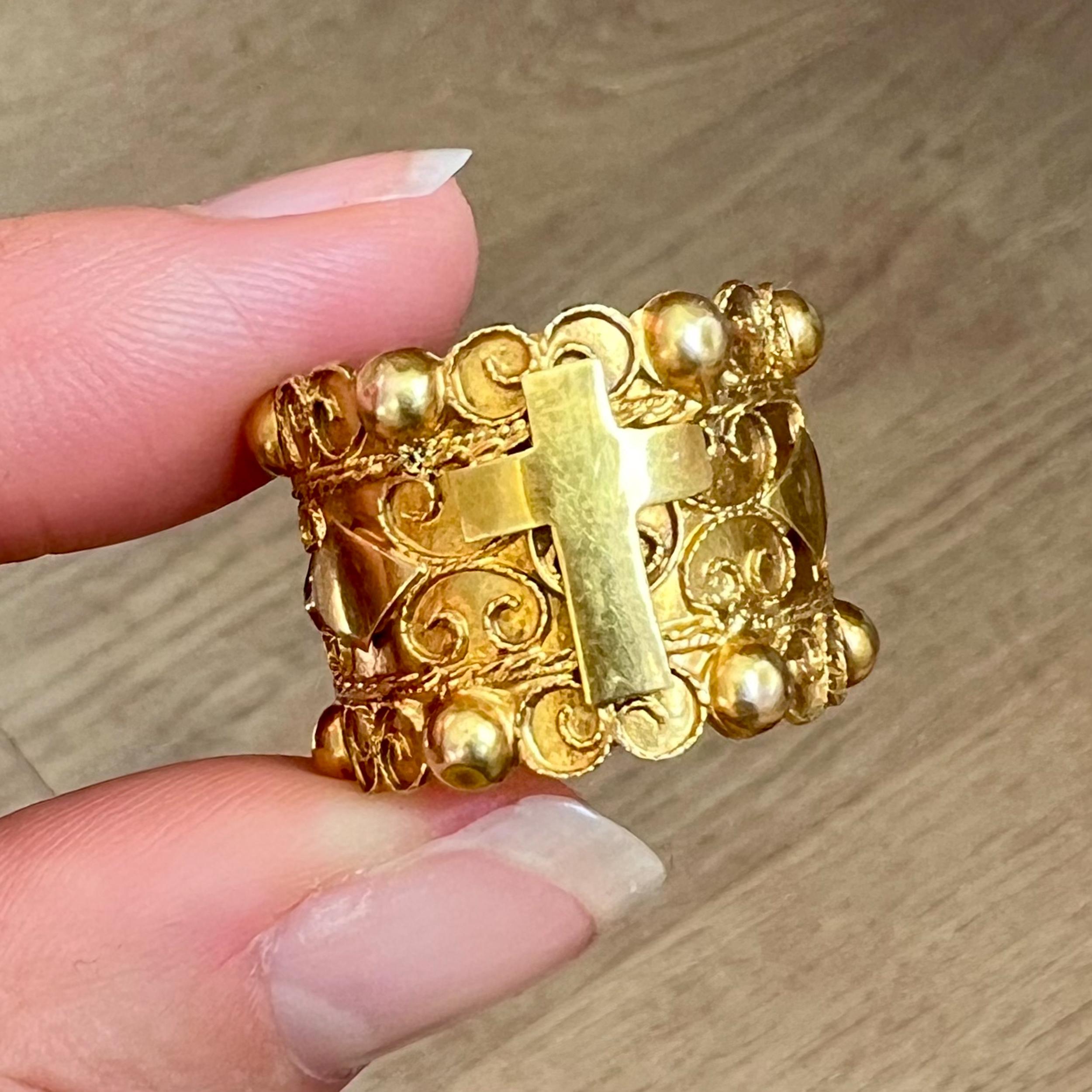 antique yellow gold ring