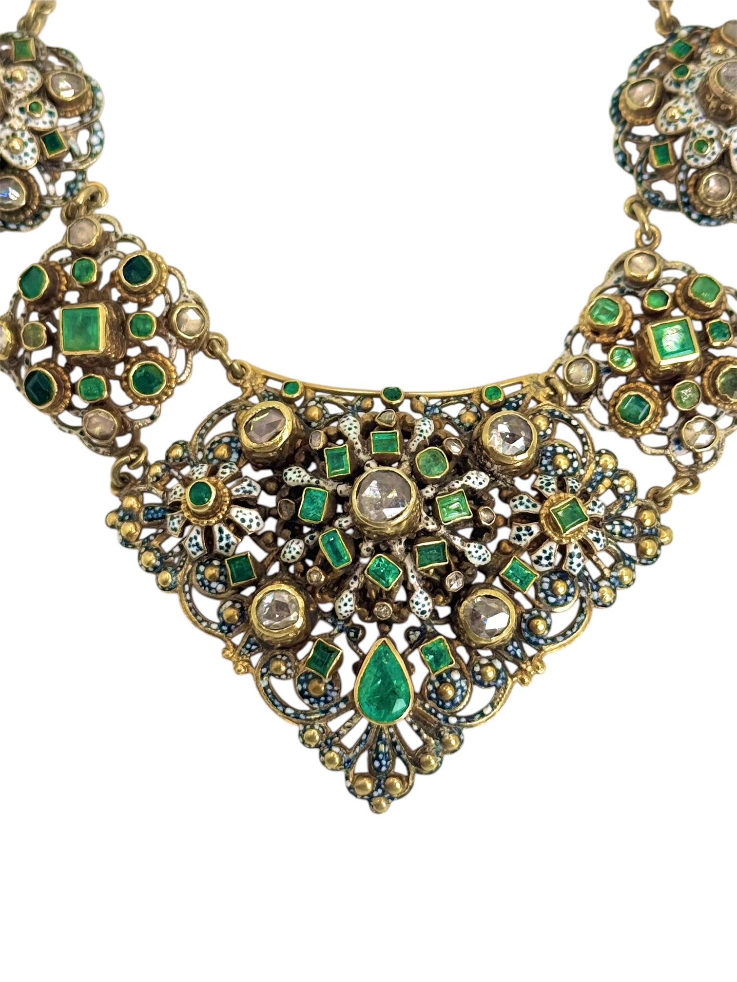 Women's or Men's 19th Century 14K & 18K Yellow Gold Enamel Diamond and Emerald Necklace For Sale