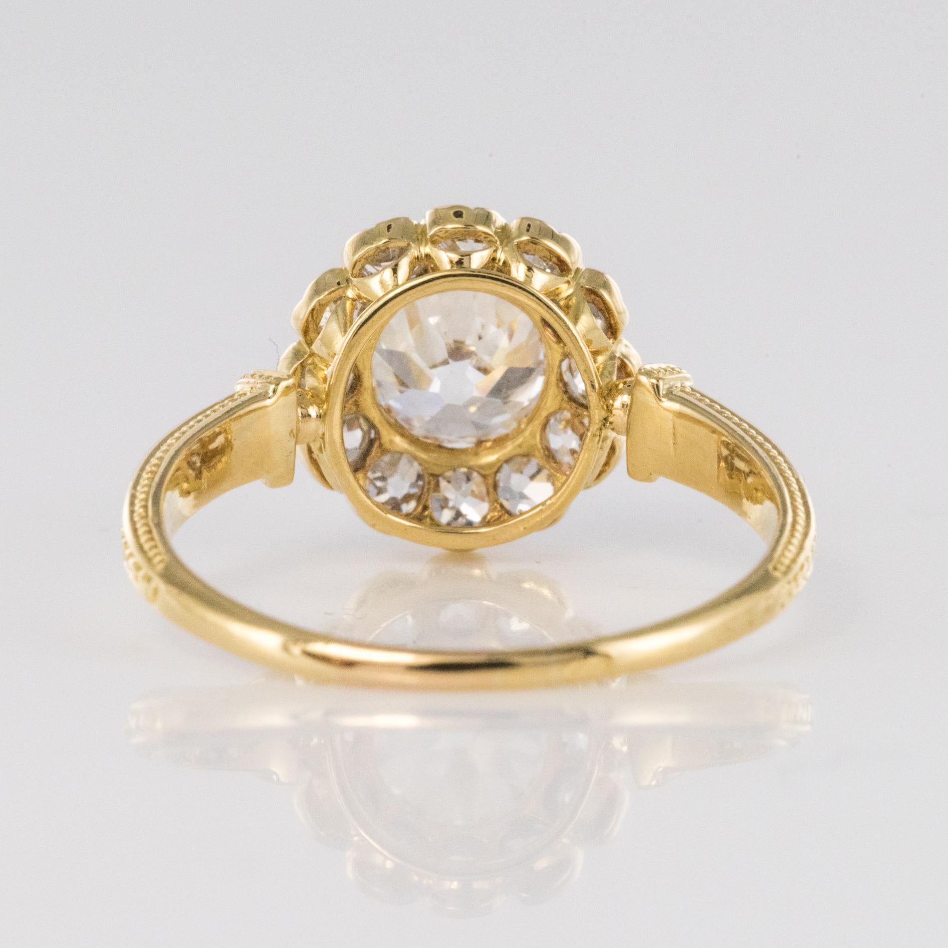 19th Century 18 Karat Yellow Gold Diamonds Daisy Ring 5