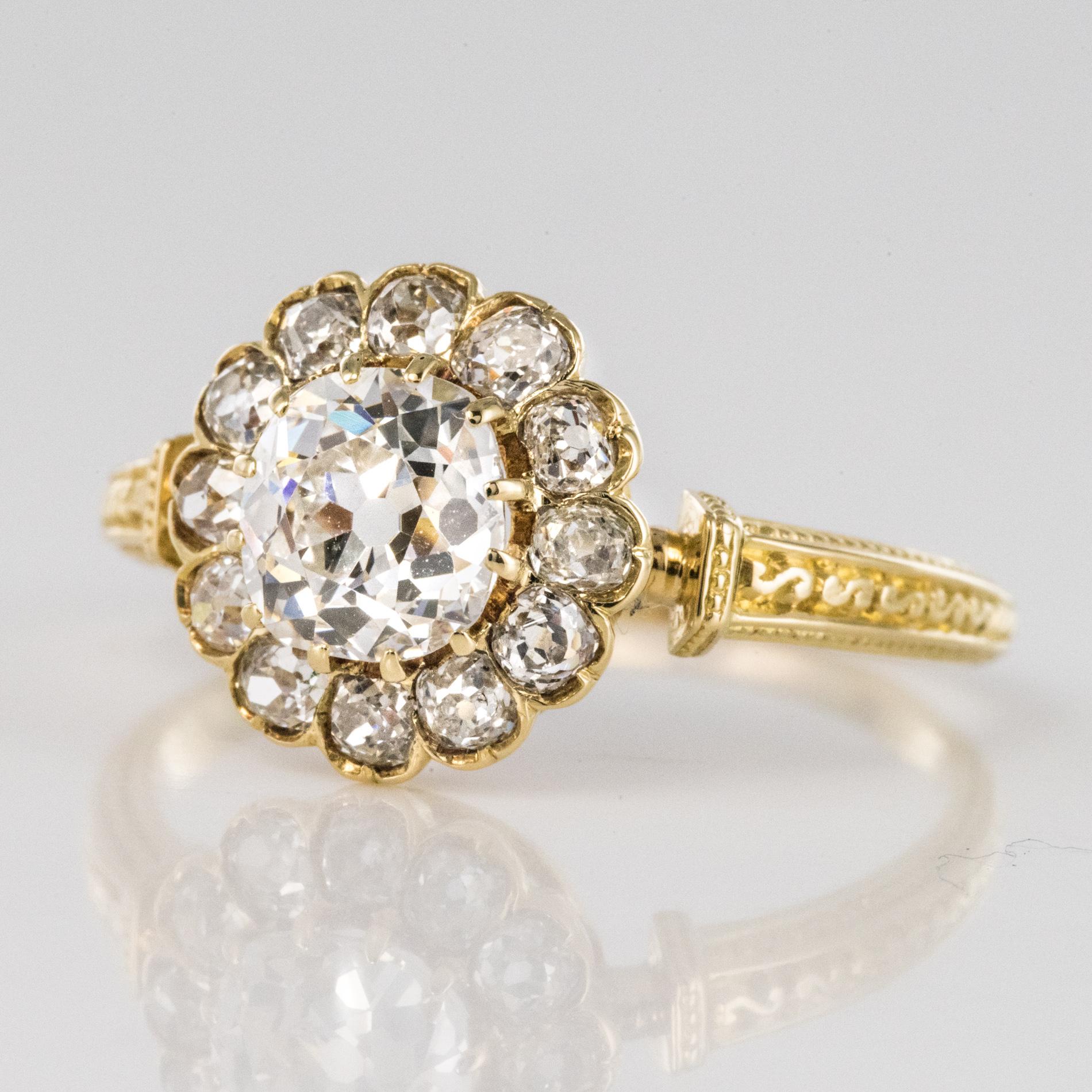 19th Century 18 Karat Yellow Gold Diamonds Daisy Ring 2