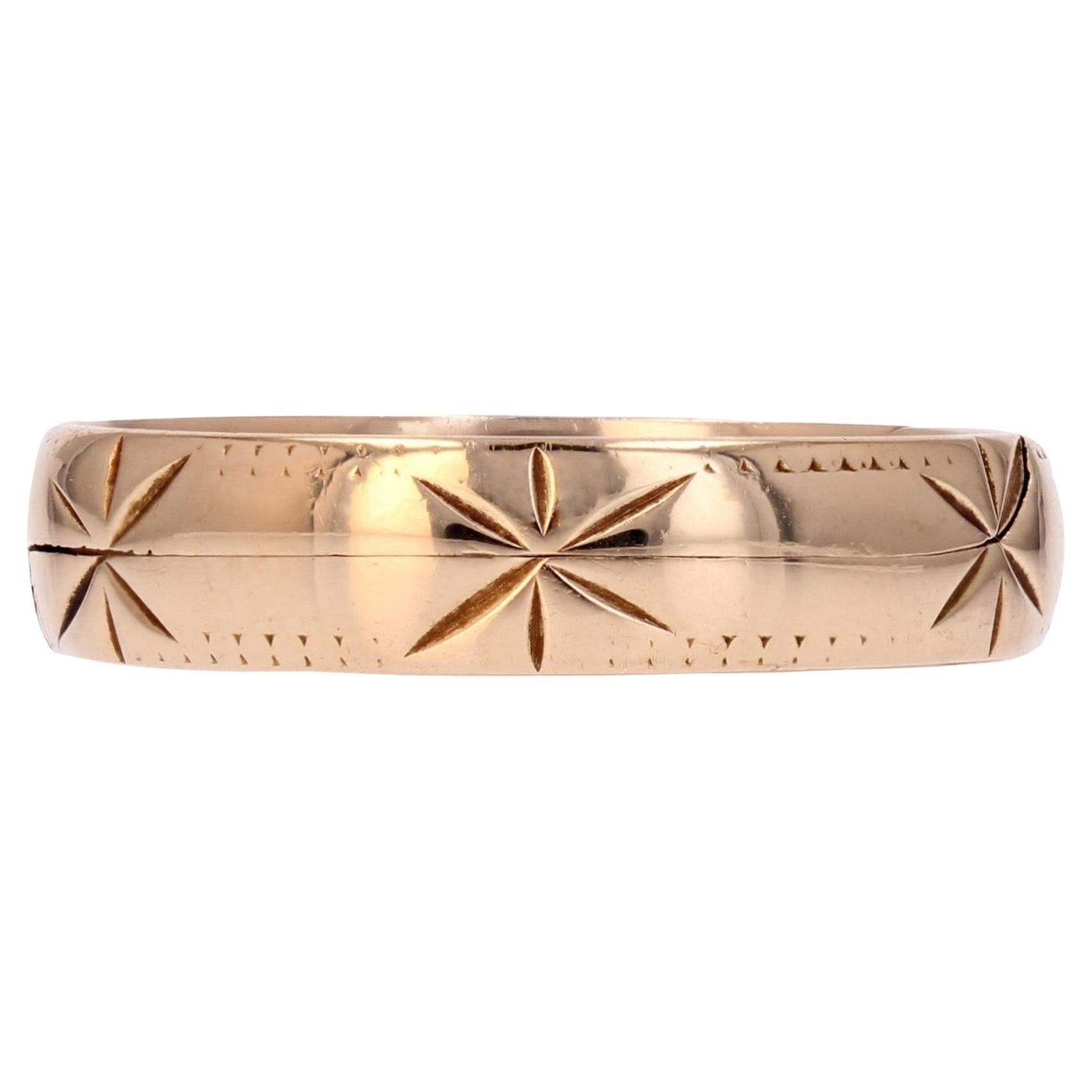 Anneau de mariage ouvrant en or jaune 18 carats du 19e siècle en vente