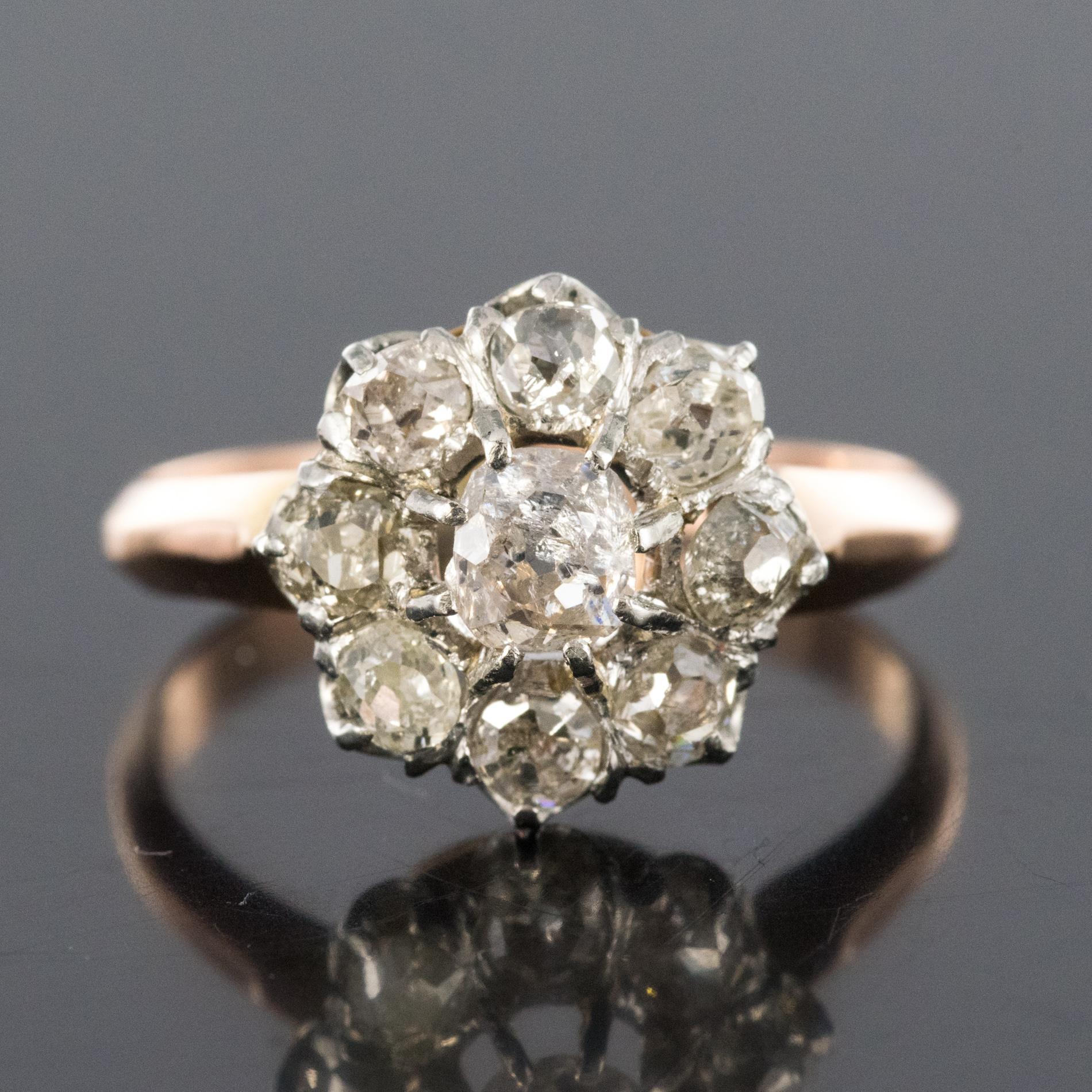 19th Century 18 Karat Yellow Gold Diamonds Daisy Engagement Ring 2