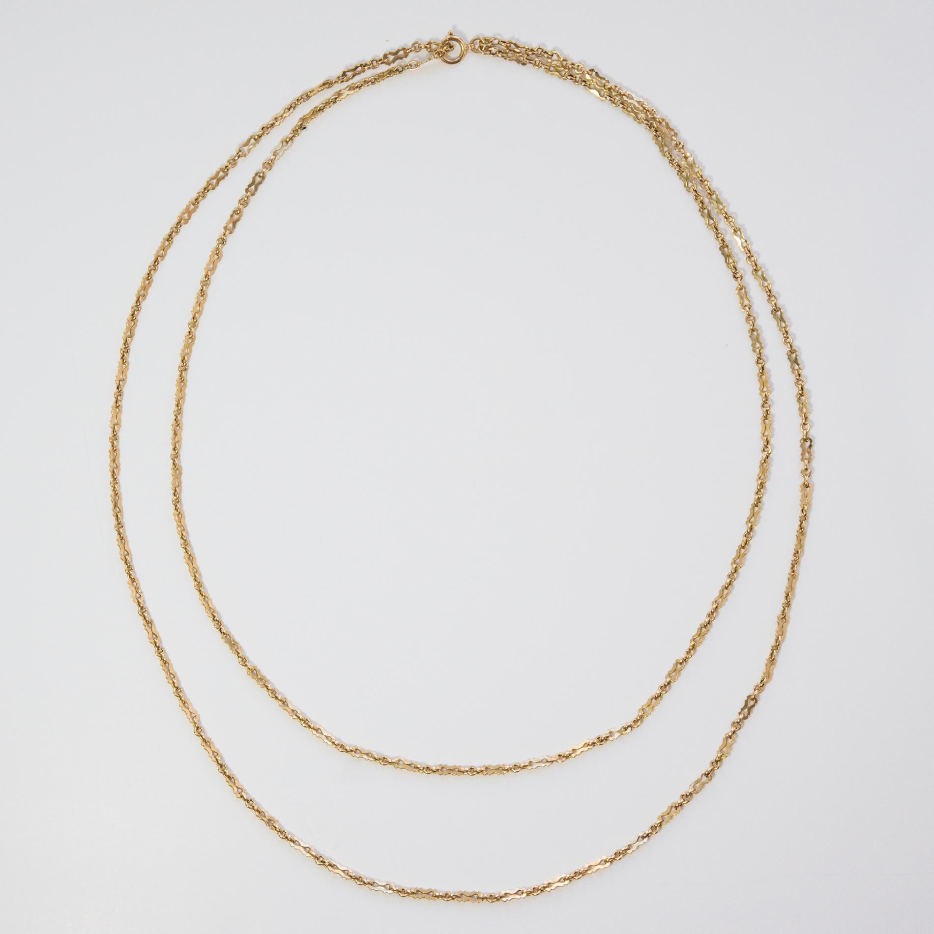 19th Century 18 Karats Yellow Gold Long Chain Matinee Necklace 4