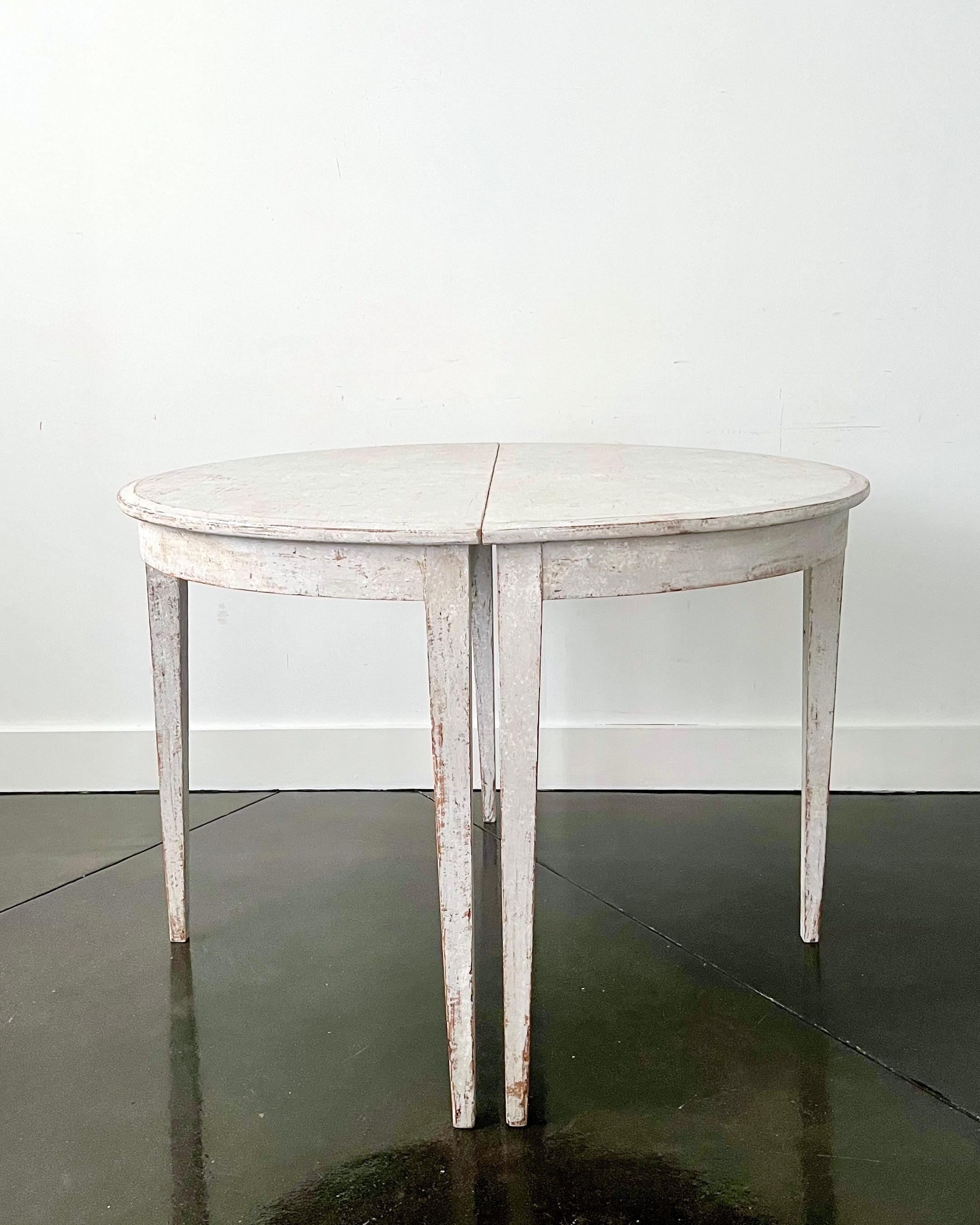19th Century, 1820 Swedish Period Gustavian Extending Table For Sale 4