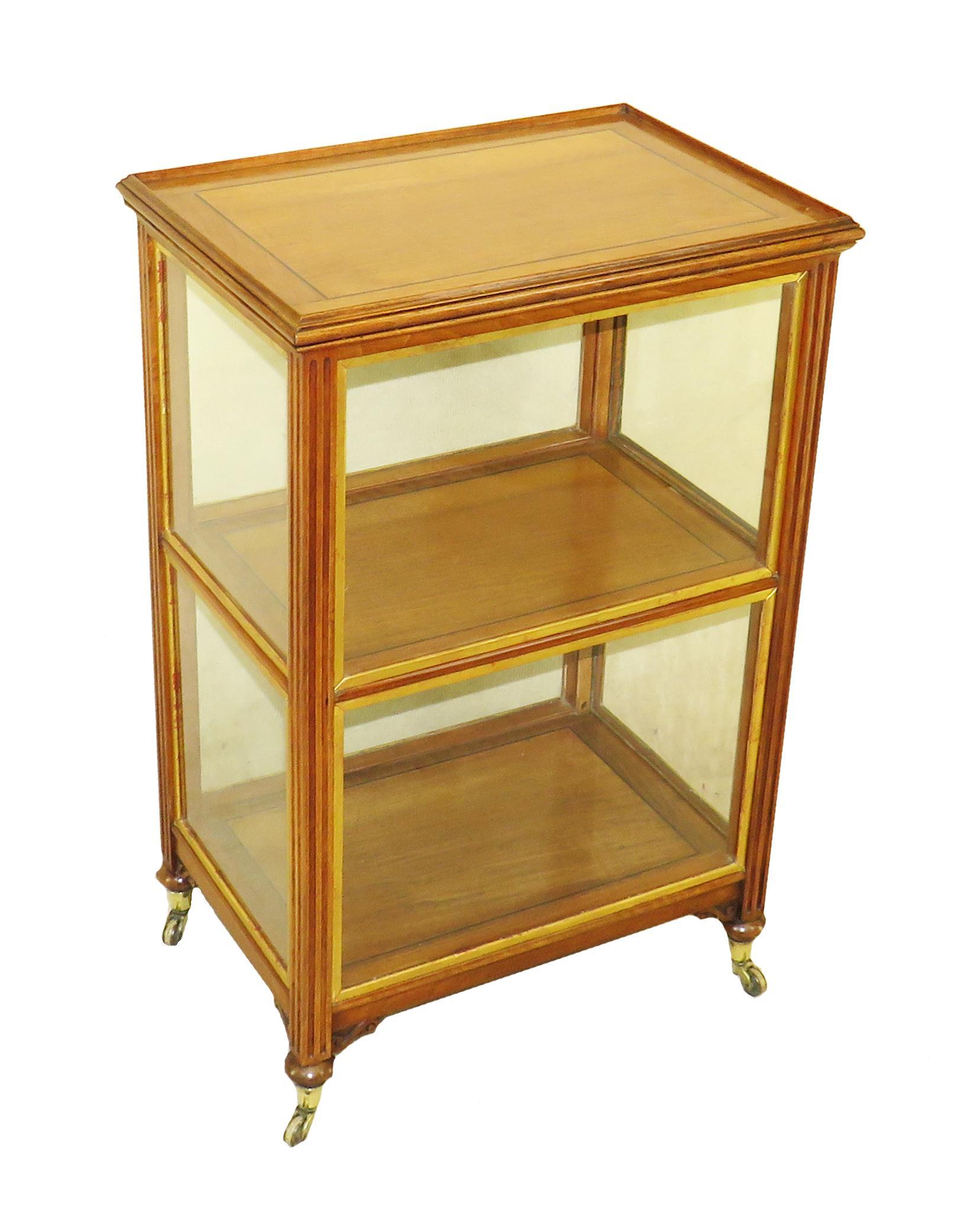 19th Century '1850s' French Walnut Central Standing Display Cabinet In Fair Condition For Sale In North Miami, FL