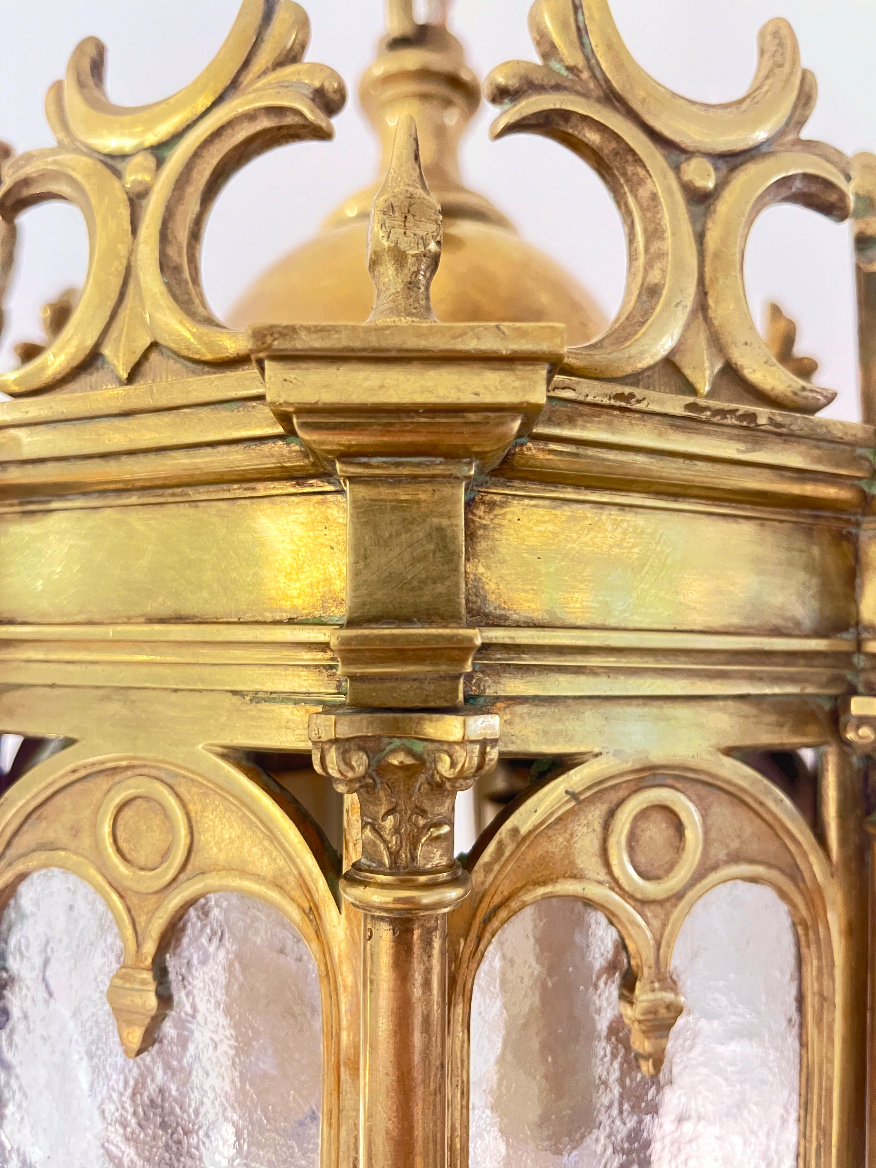 1860 French Antique Gothic Revival Cast Brass Pendant Lantern With Arch Windows For Sale 14