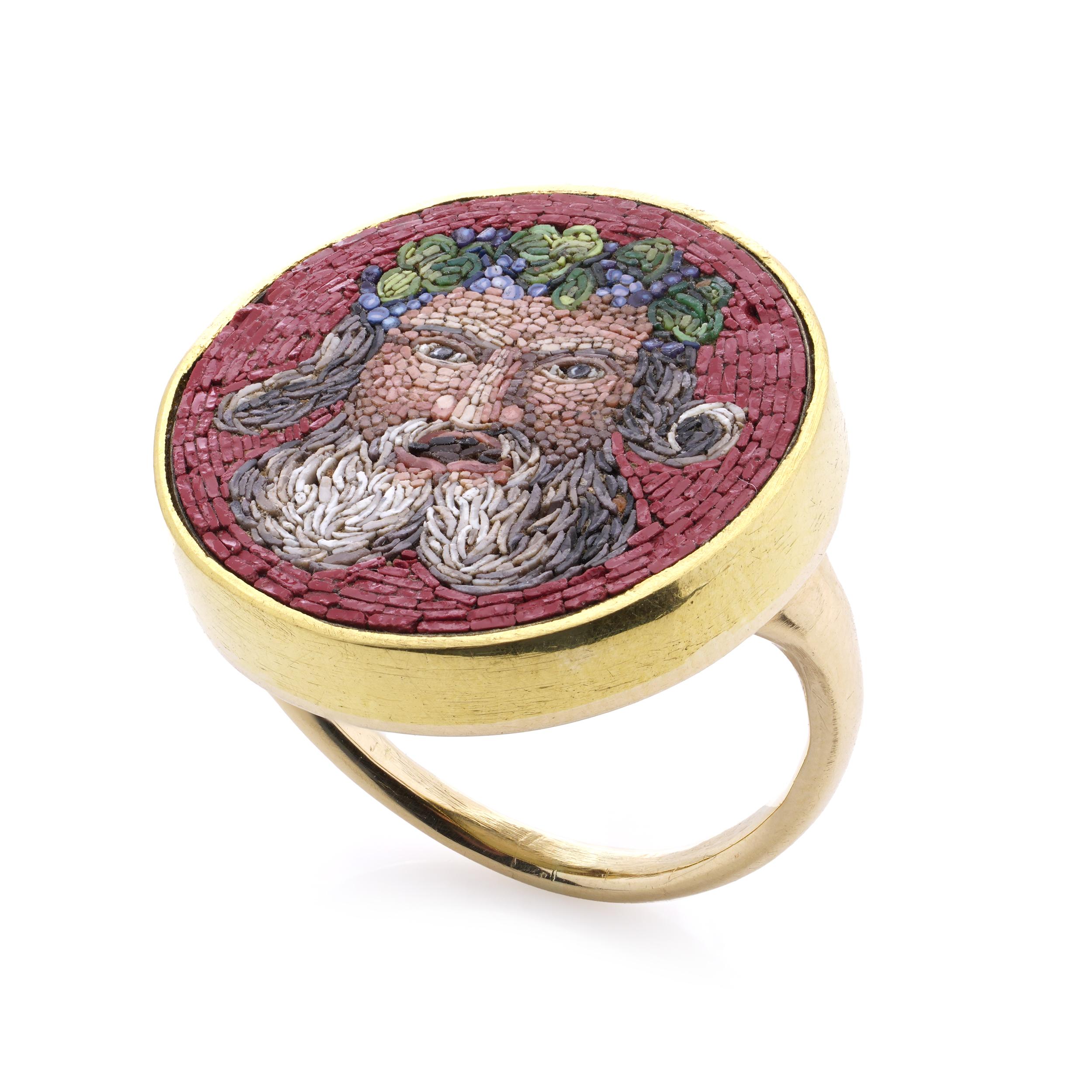 19th Century 18kt. yellow gold micro mosaic ring, featuring a Bacchus head For Sale 4
