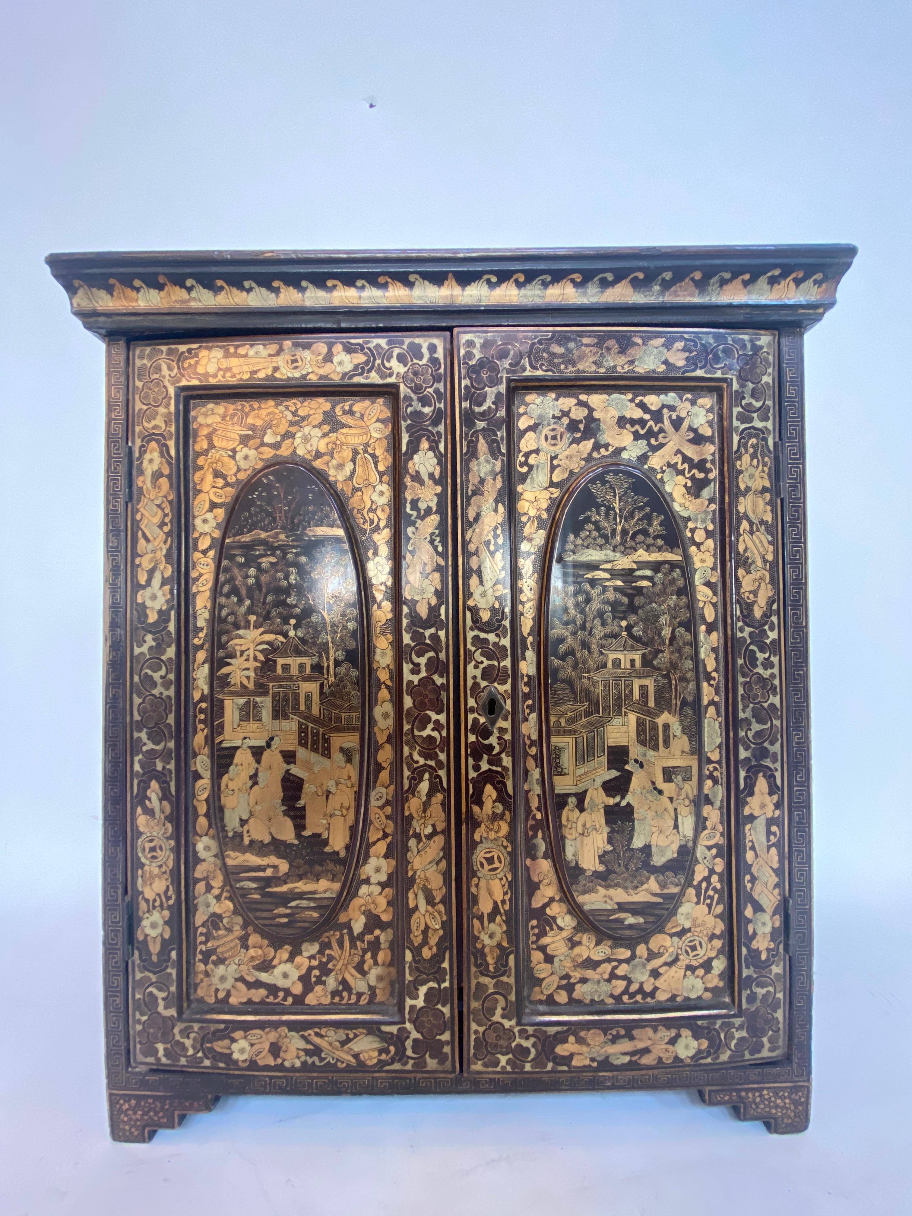 Qing 19th Century Antique Hand Painted Chinese Lacquer Table Jewelry Cabinet For Sale