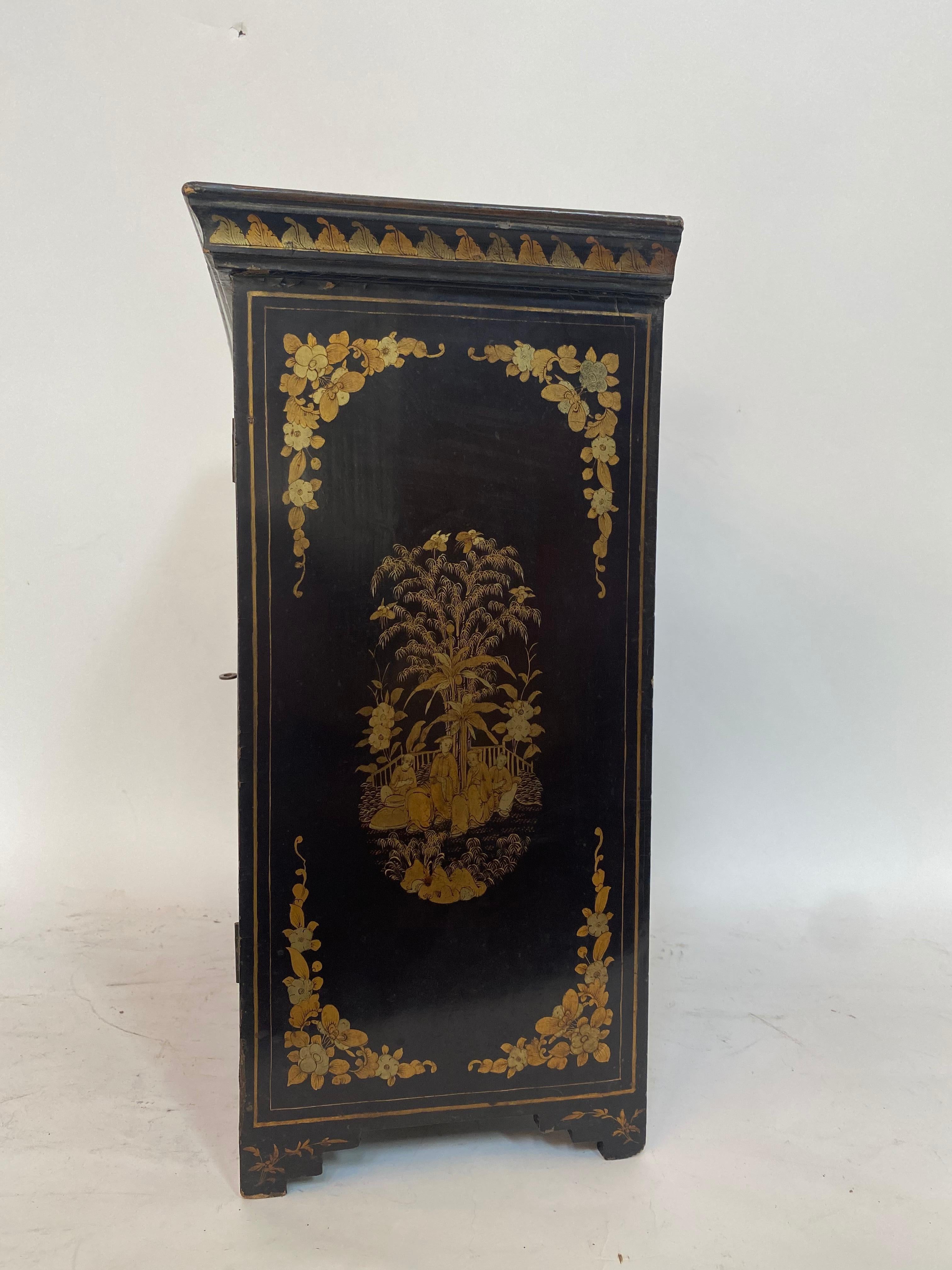 19th Century Antique Hand Painted Chinese Lacquer Table Jewelry Cabinet For Sale 4