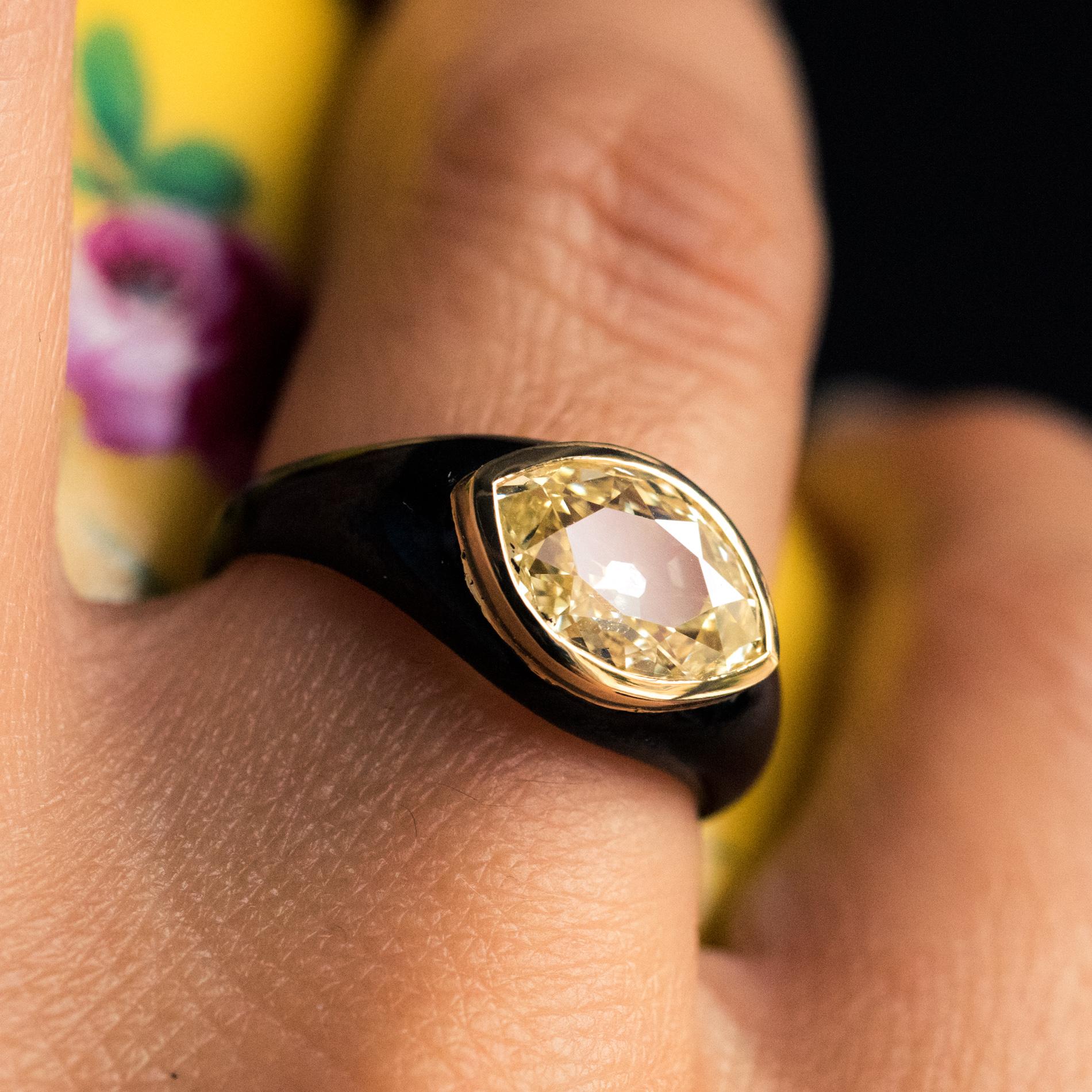Women's 19th Century 1.95 Carat Yellow Diamond Black Enamel 18 Karat Yellow Gold Ring