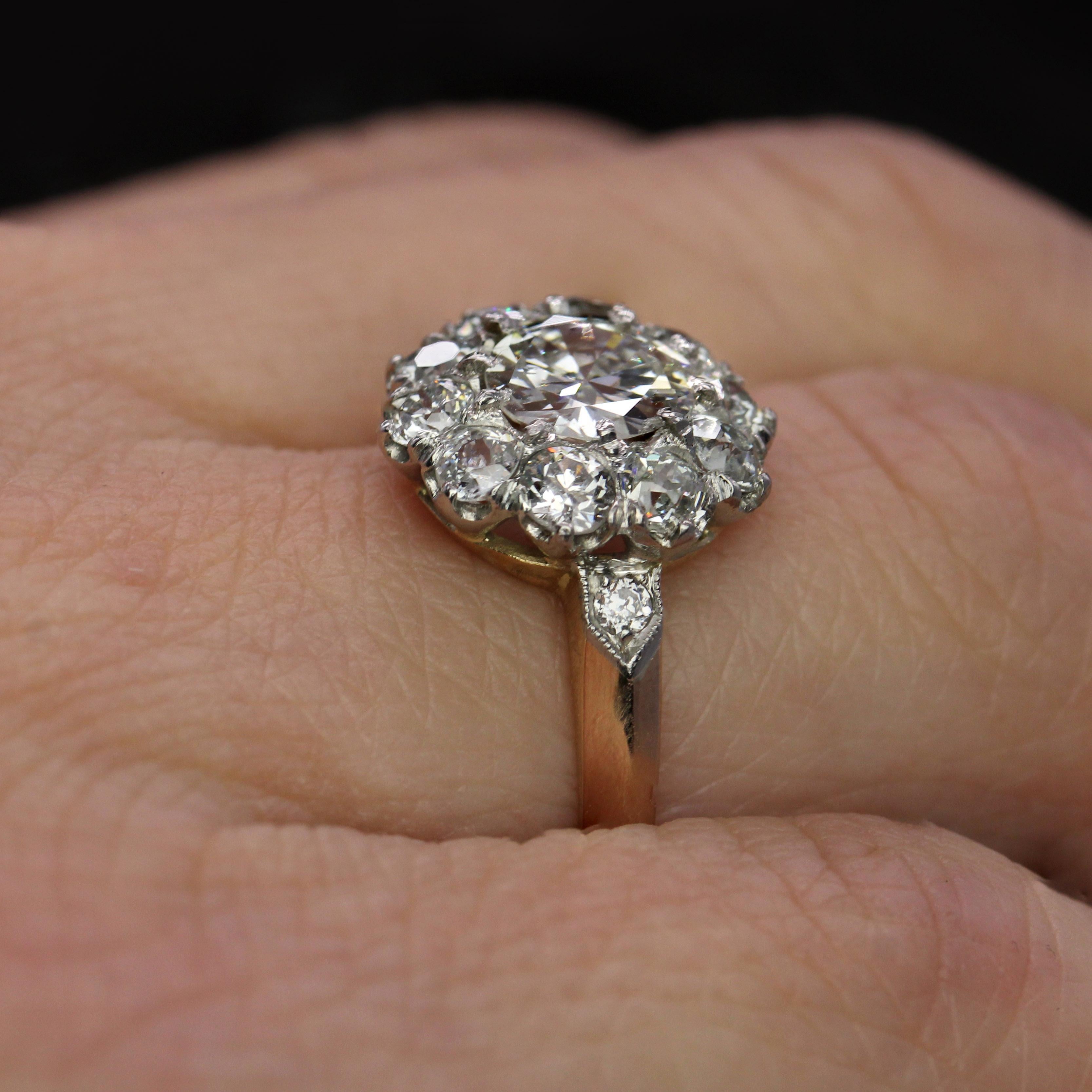 Bague du 19ème siècle en or jaune 18 carats avec 2 carats de diamants et platine en vente 8