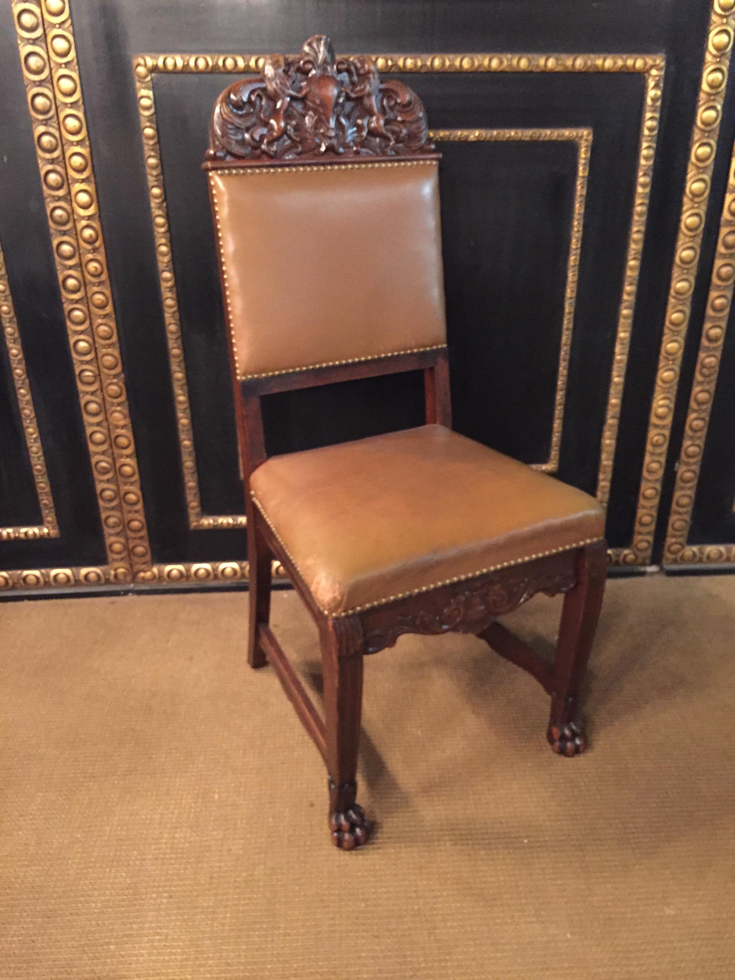 two 19th Century antique Neo-Renaissance Oak Chairs hand carved For Sale 5