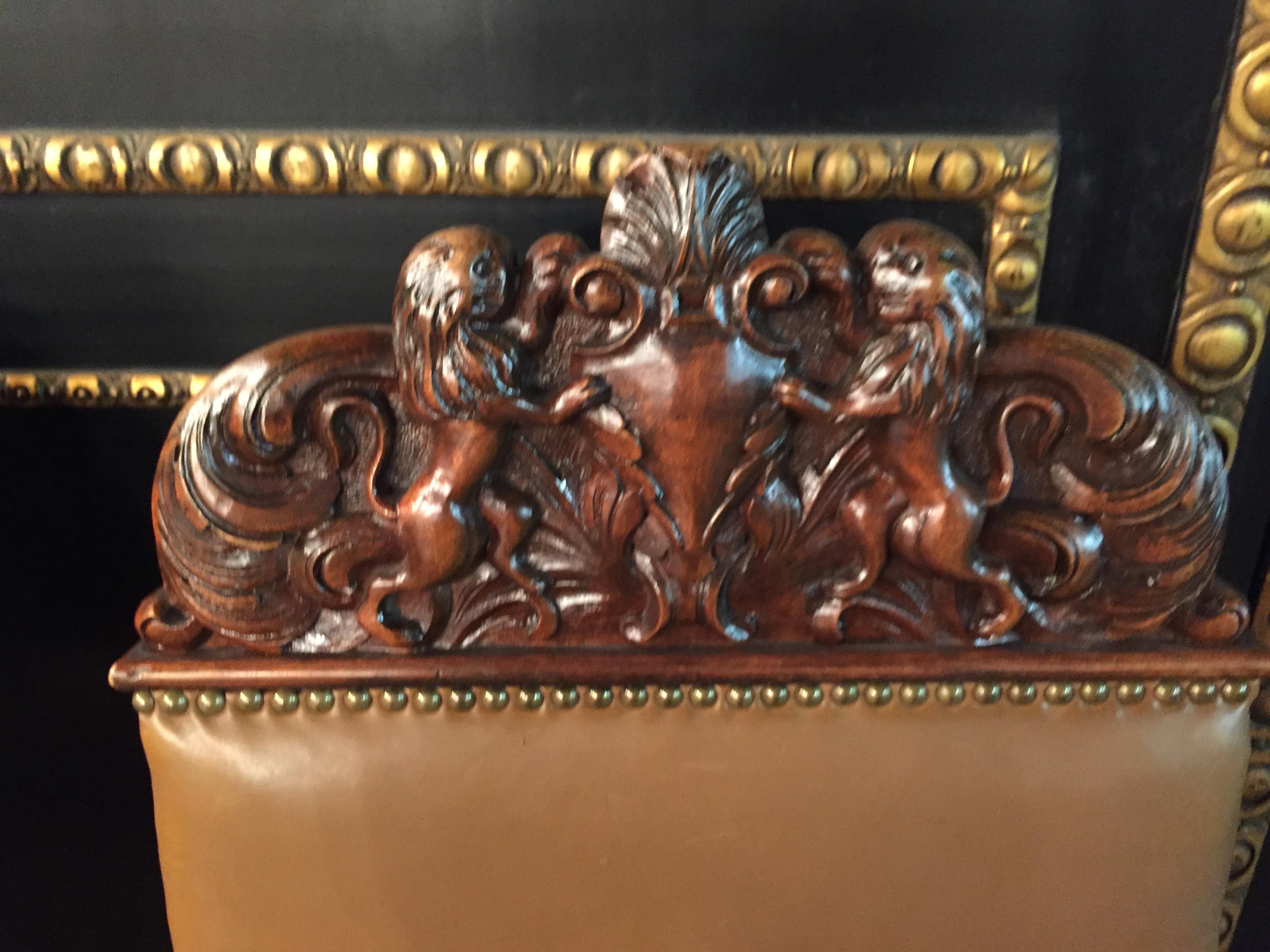 2 chaises en chêne de style néo-Renaissance du XIXe siècle en vente 2