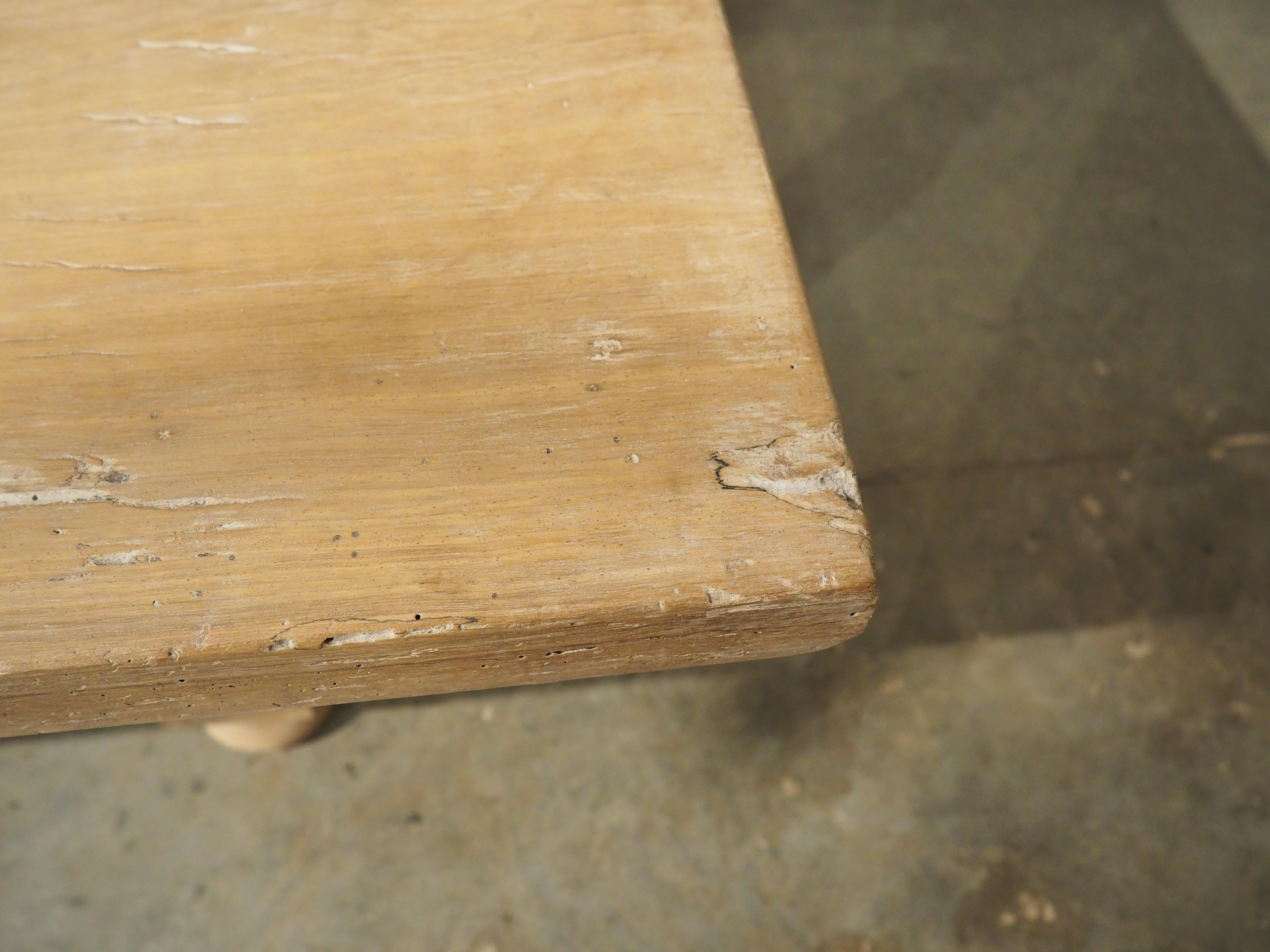 Table de salle à manger à deux rangs en noyer du 19e siècle, Italie en vente 6