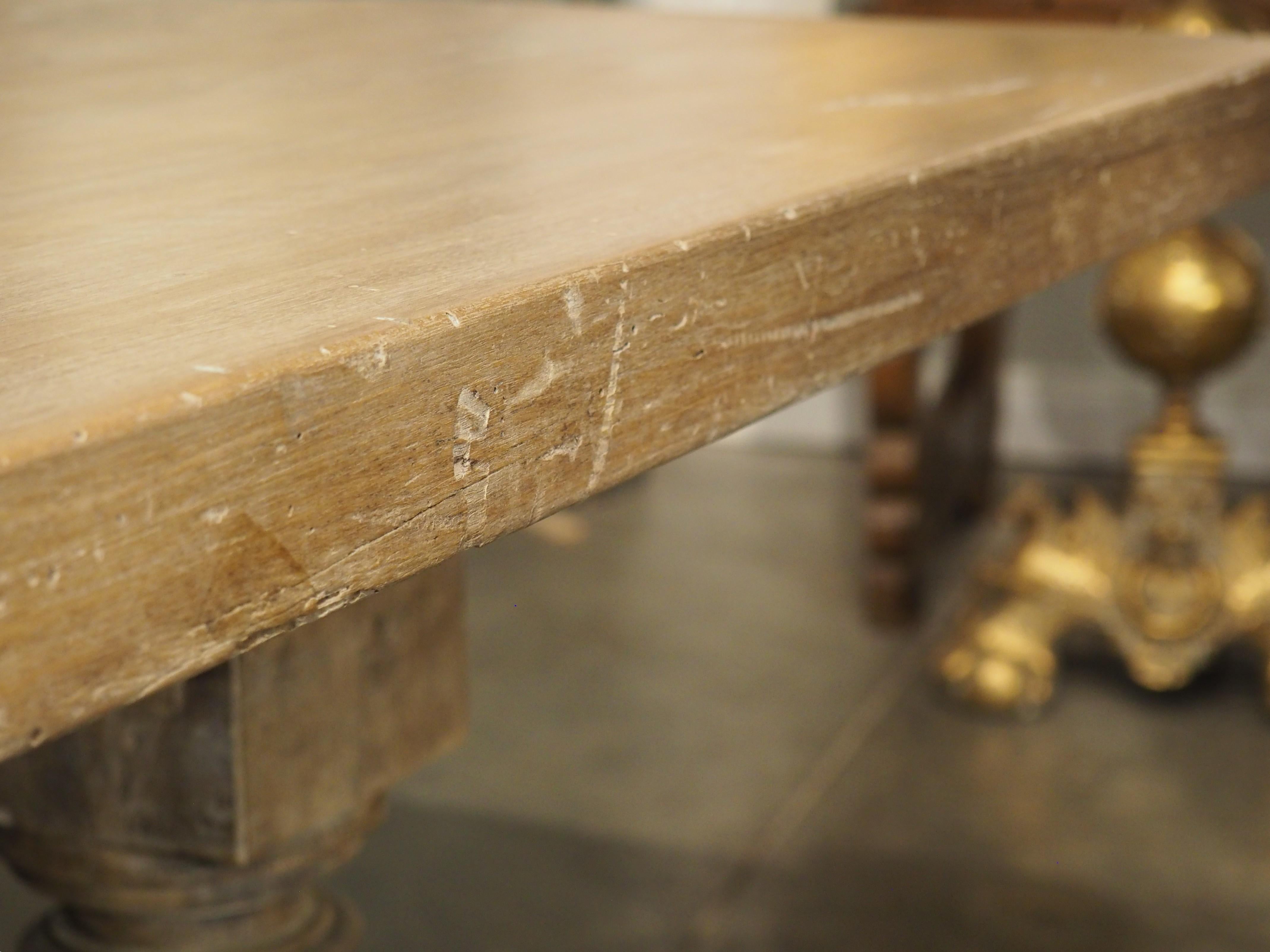 Table de salle à manger à deux rangs en noyer du 19e siècle, Italie en vente 11