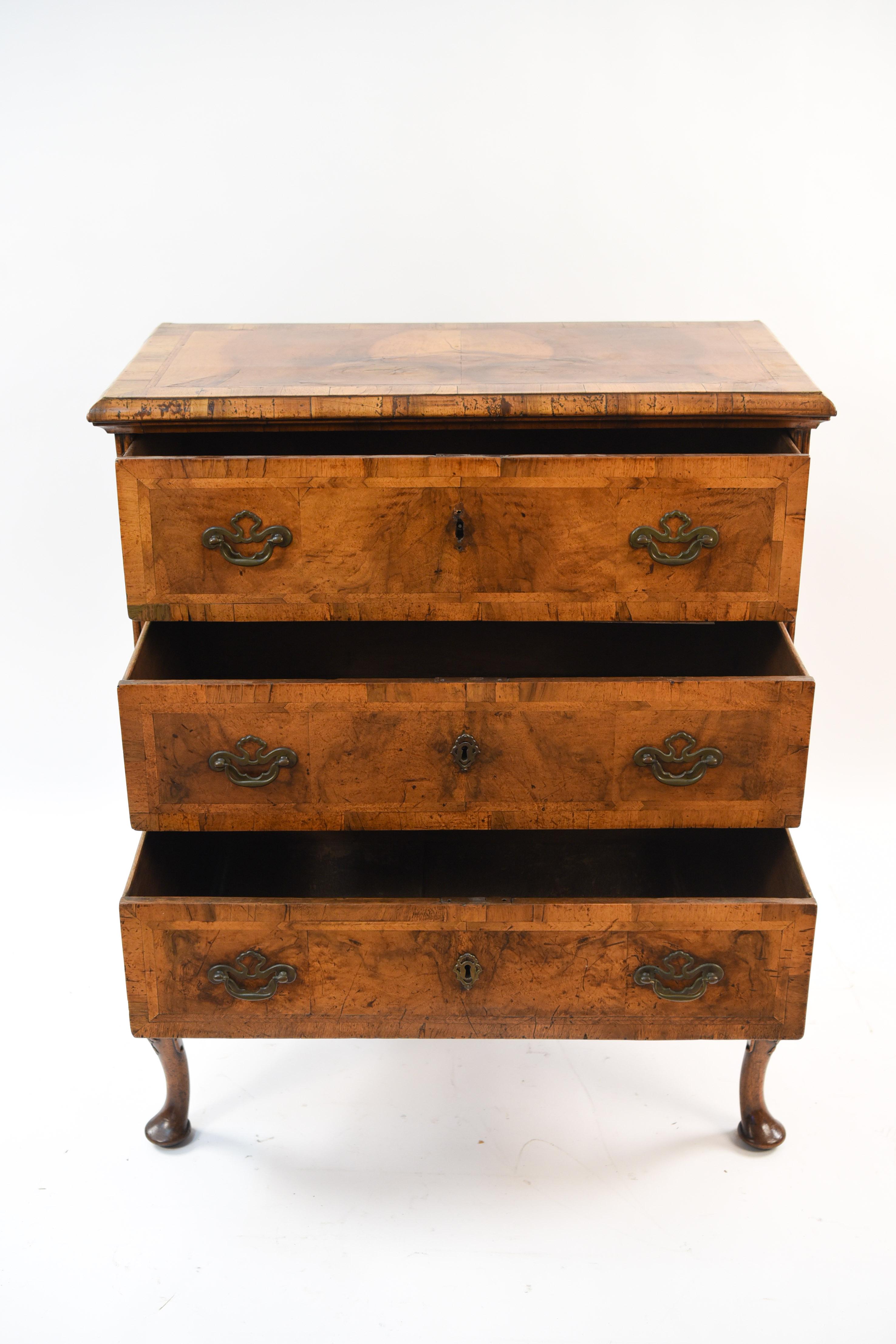 19th Century 3-Drawer Chest on Stand 2