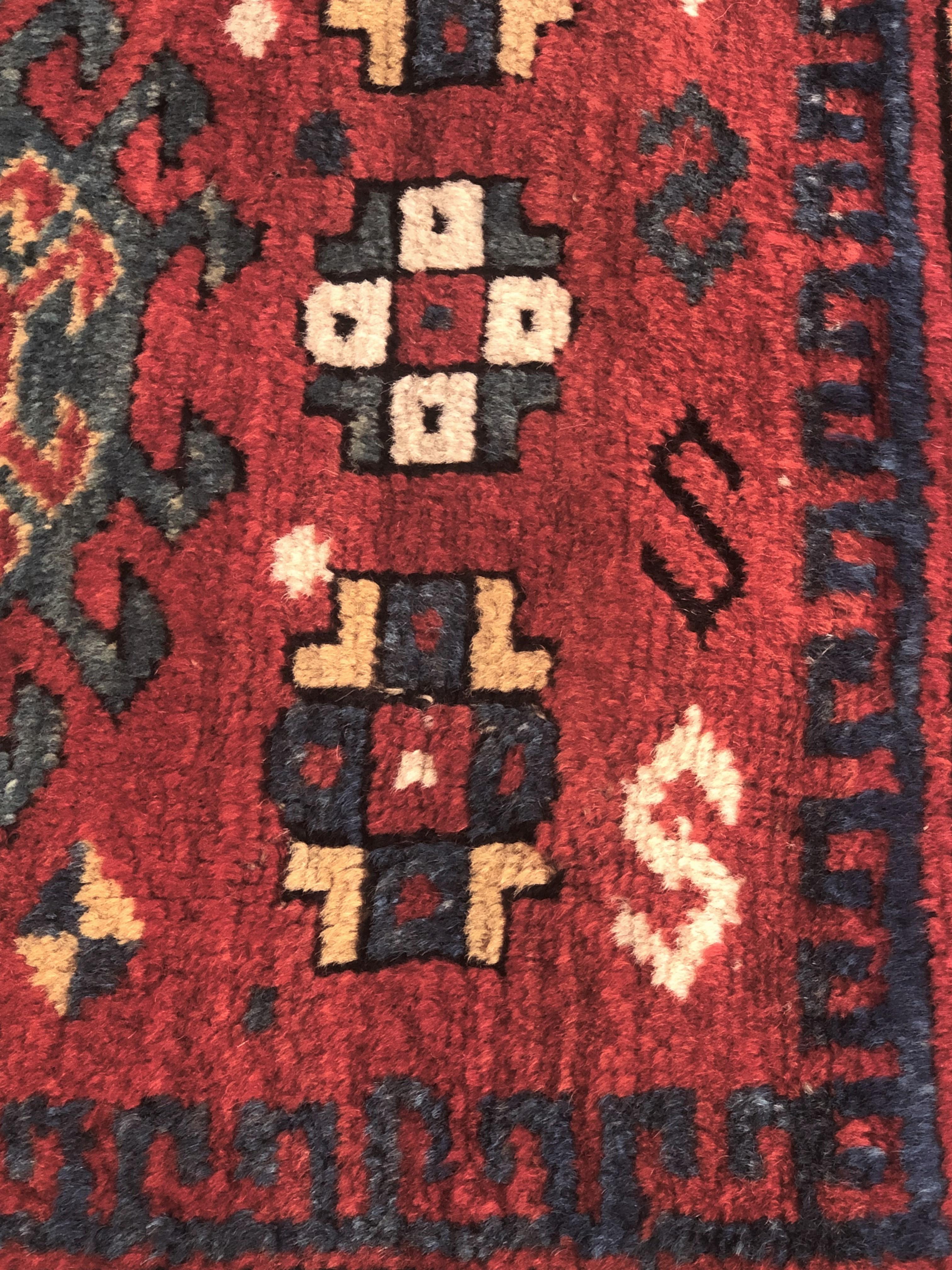 19th Century 3 Medaillion Kasak Borjalou Red and MultiBorder Rug, ca 1870 For Sale 11