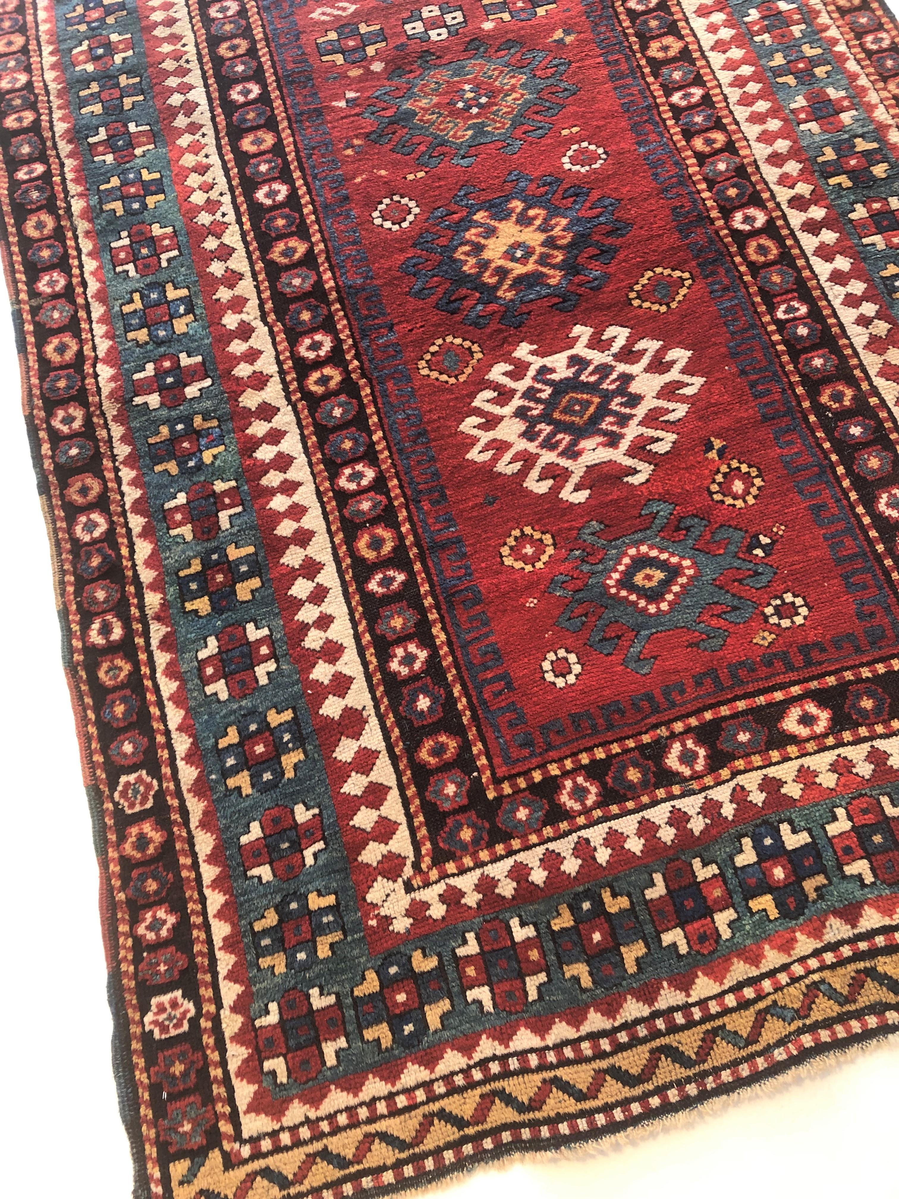 Caucasian 19th Century 3 Medaillion Kasak Borjalou Red and MultiBorder Rug, ca 1870 For Sale