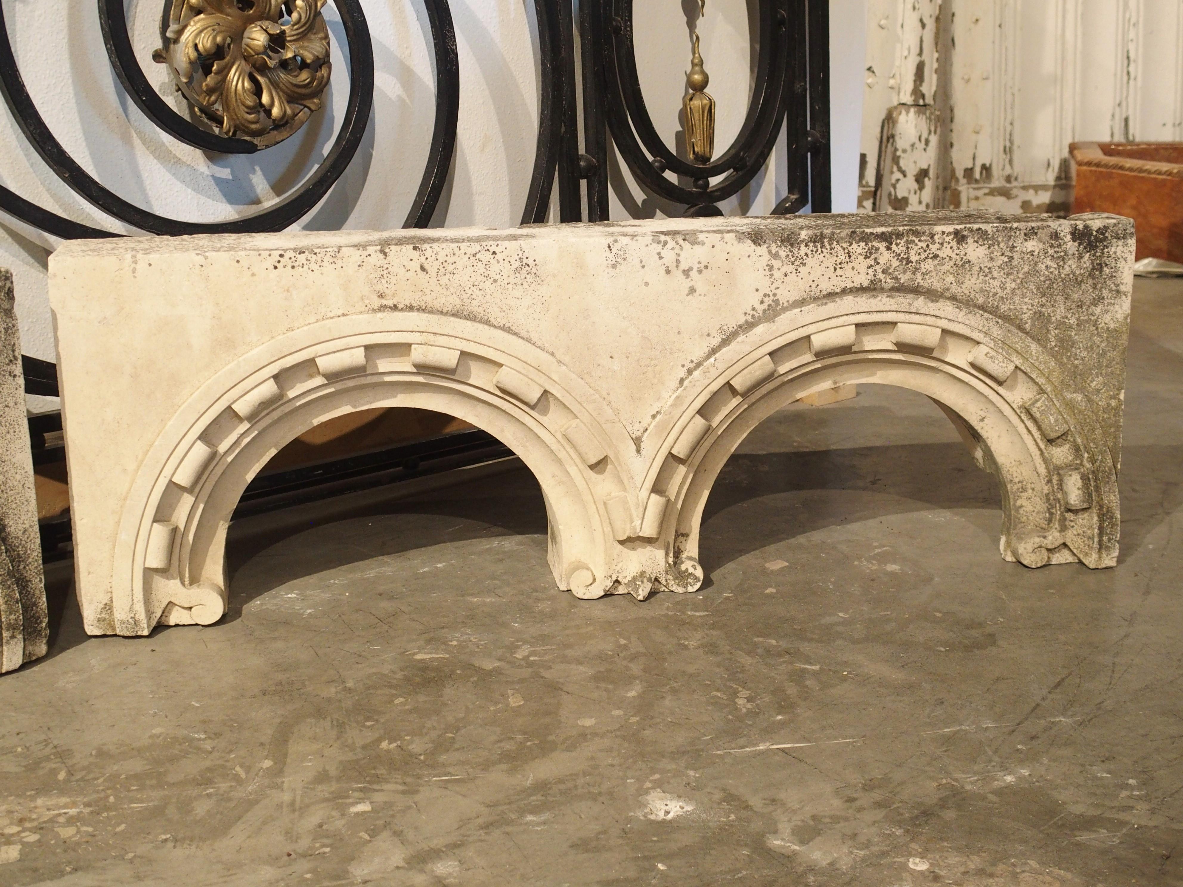 19th Century 3-Piece Carved Stone Arcade from Burgundy, France For Sale 3