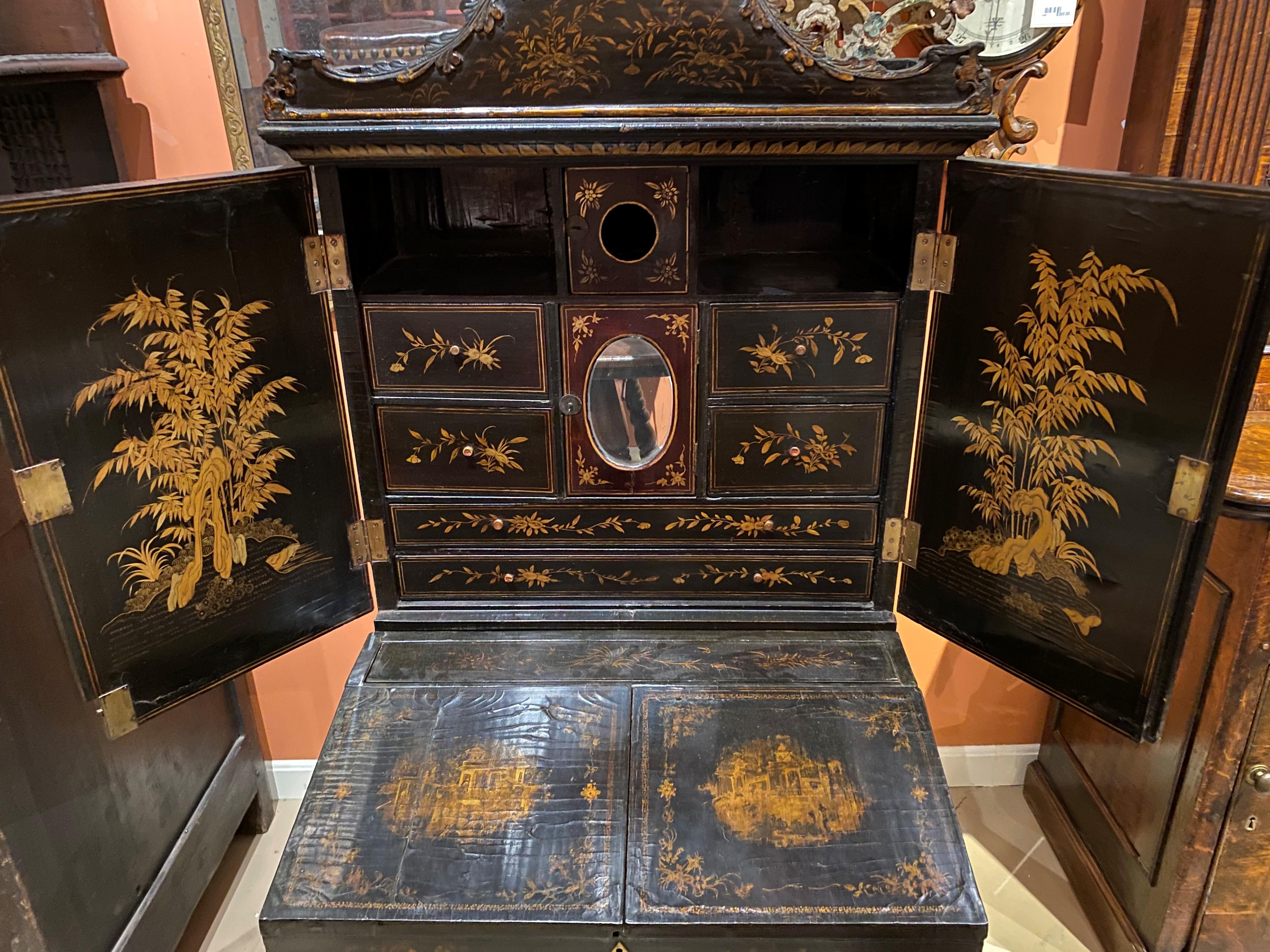 19. Jahrhundert, 3-teiliger, kleiner Lack-Sekretär-Schreibtisch mit schöner Chinoiserie im Angebot 2