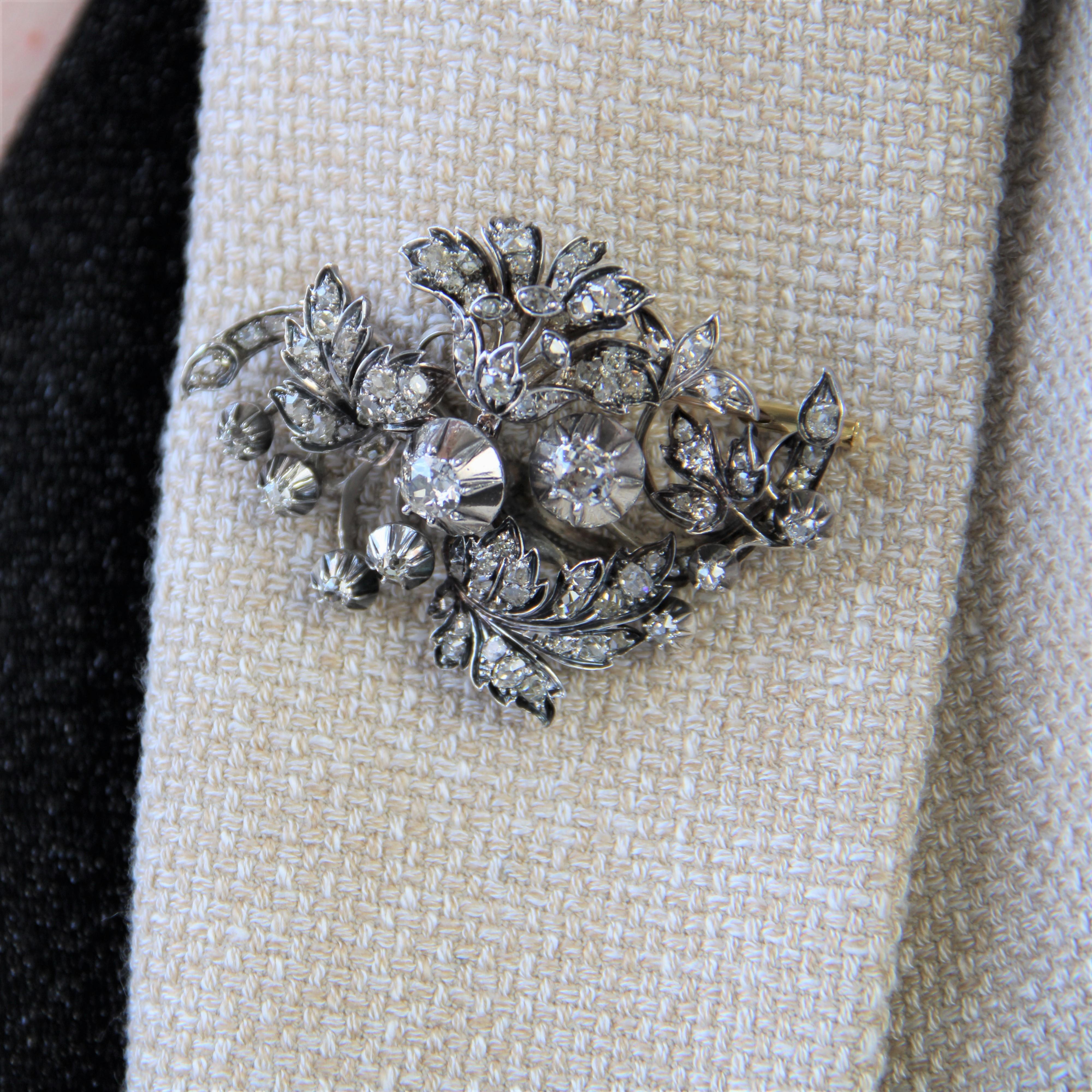 19th Century 3, 90 Carats Diamonds Bouquet Silver 18 Karat Yellow Gold Brooch For Sale 5