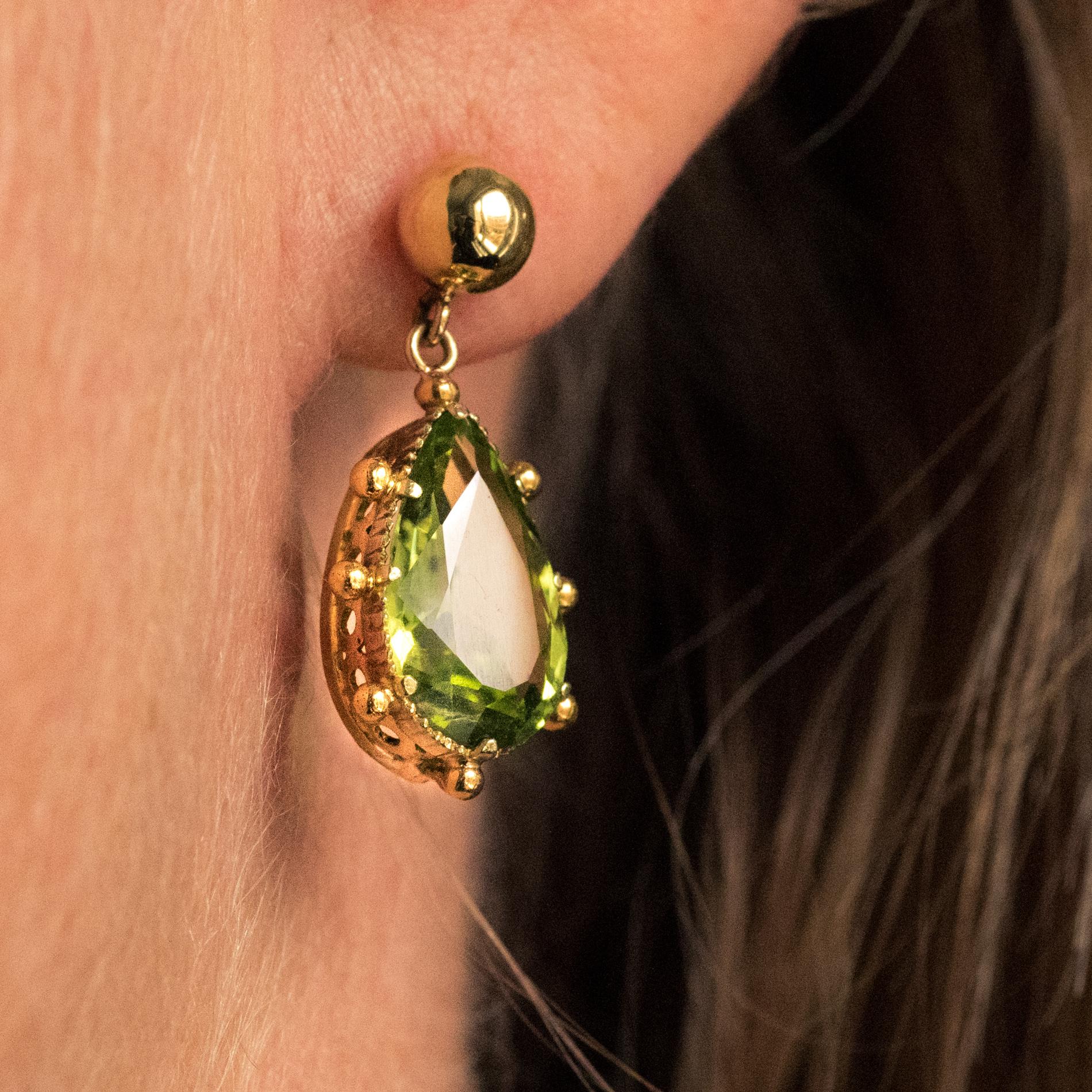Women's 19th Century 4 Carat Peridot 18 Karat Yellow Gold Drop Earrings