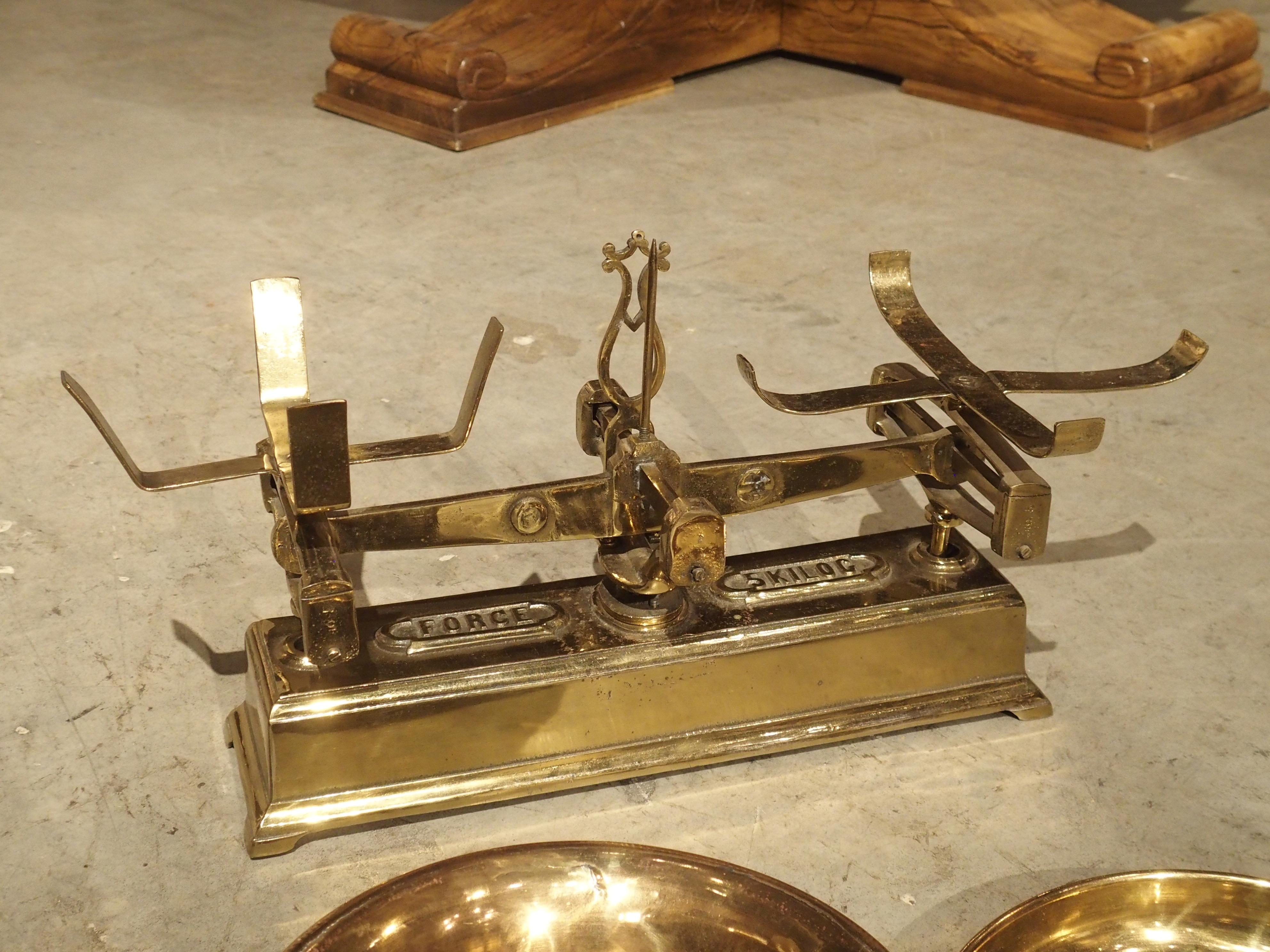 19th Century 5 Kilogram Iron and Brass Scale from France 6